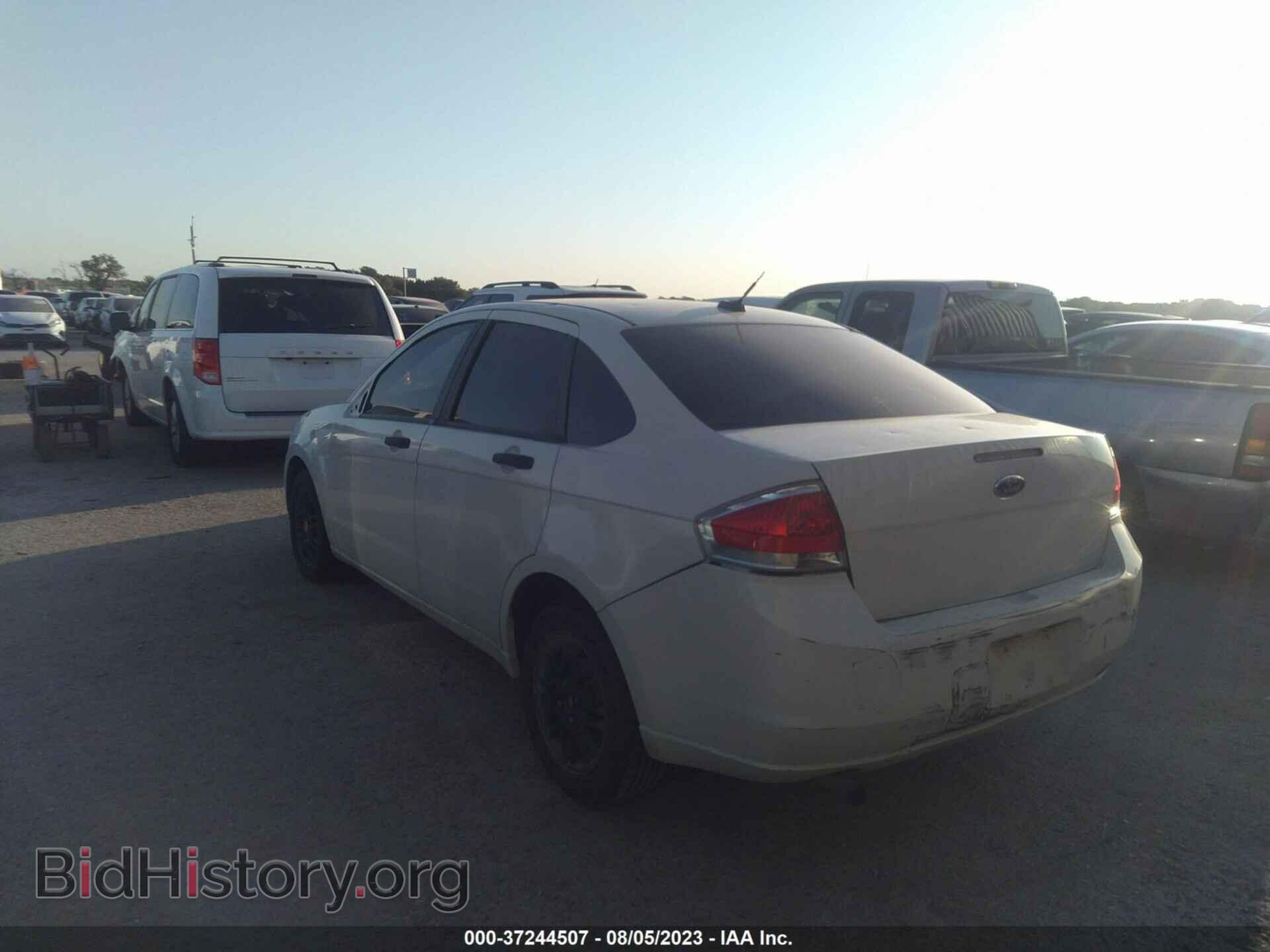 2010 FORD FOCUS - VIN: 1FAHP3FN0AW200240 - Фото 3