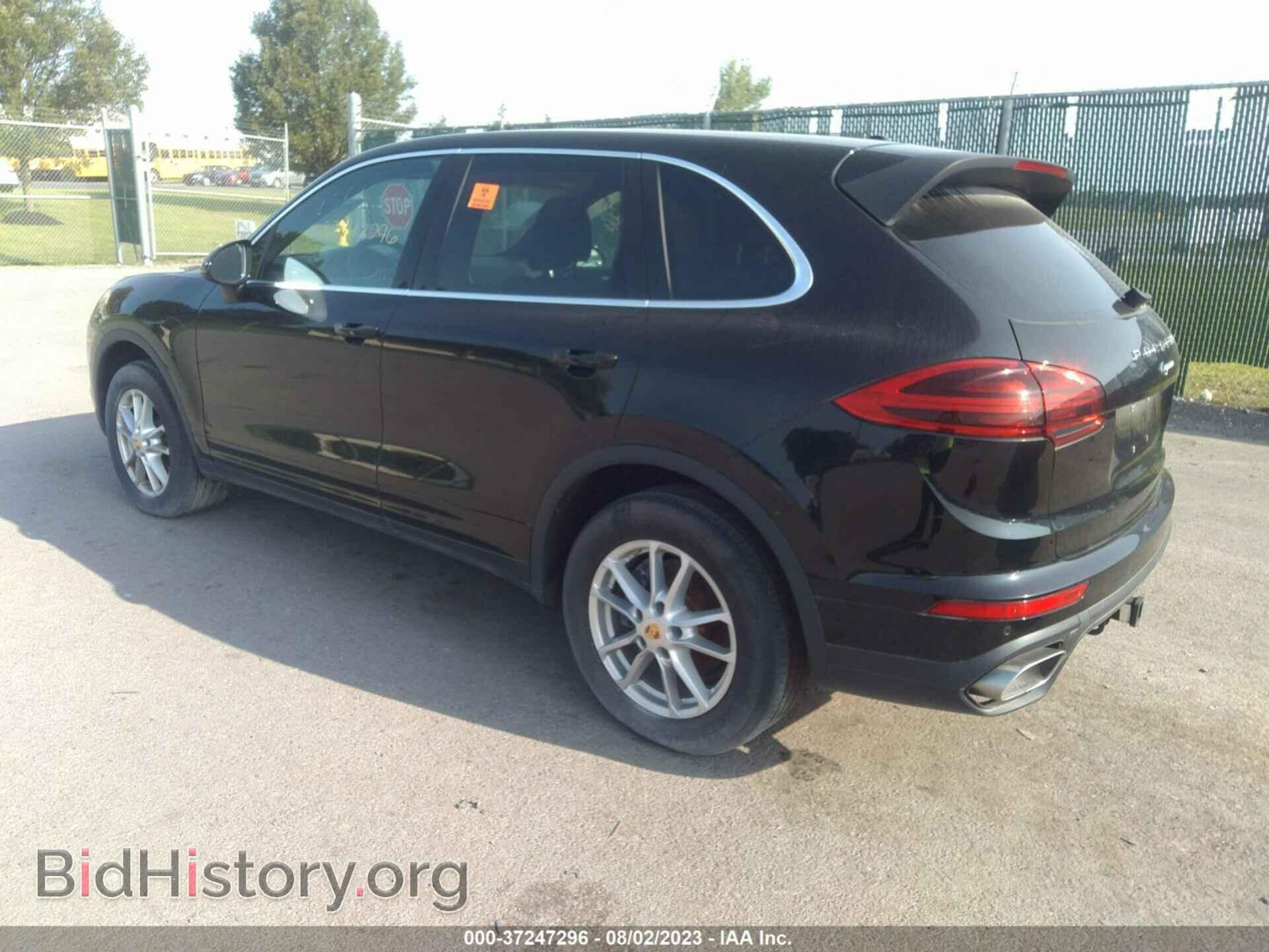2016 PORSCHE CAYENNE - VIN: WP1AA2A27GLA10867 - Фото 3