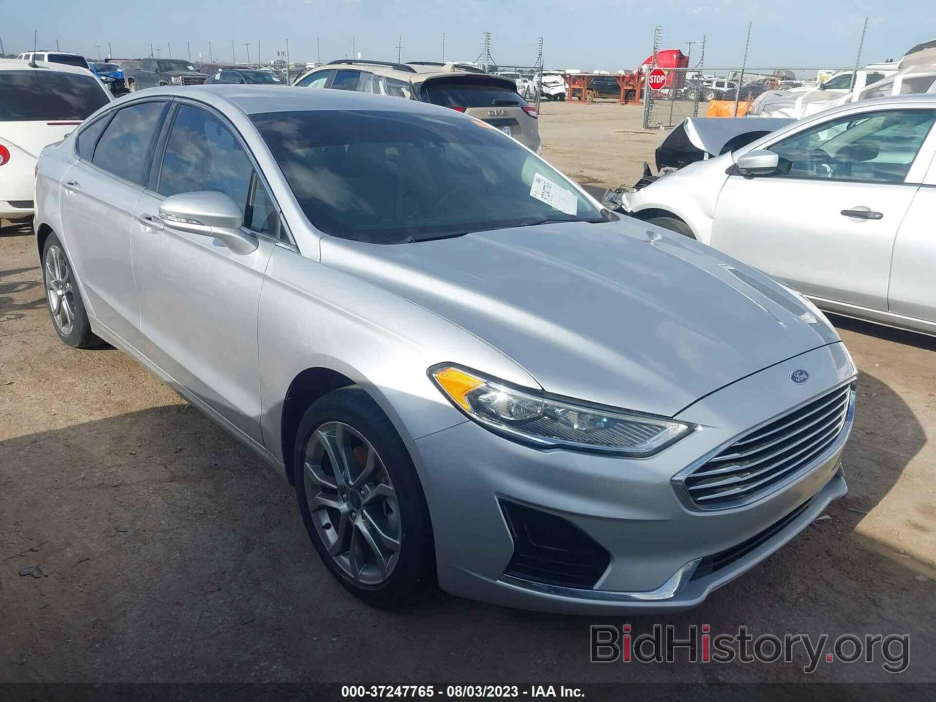 Photo 3FA6P0CD7KR232091 - FORD FUSION 2019