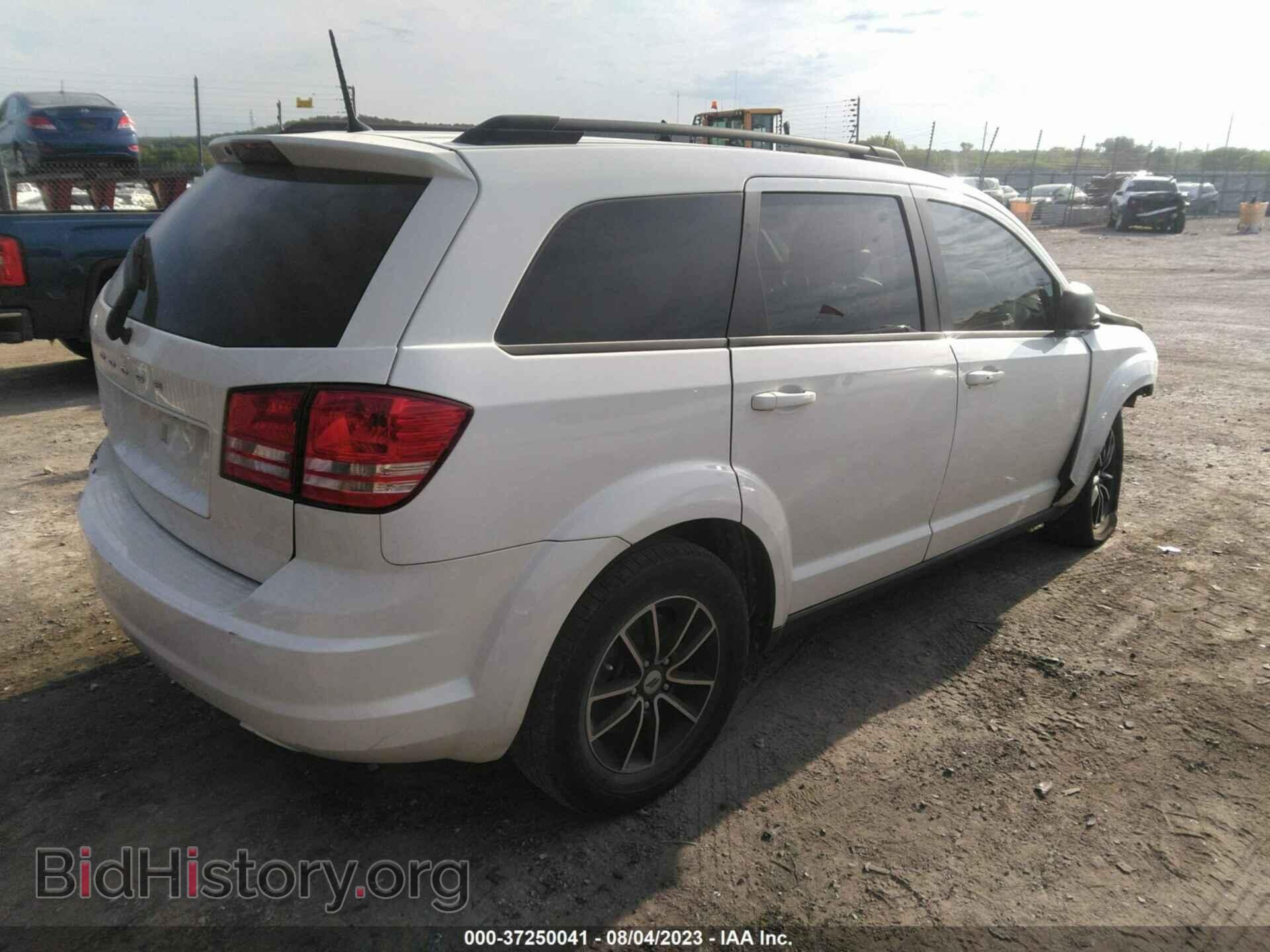 2018 DODGE JOURNEY - VIN: 3C4PDCAB7JT535271 - Фото 4