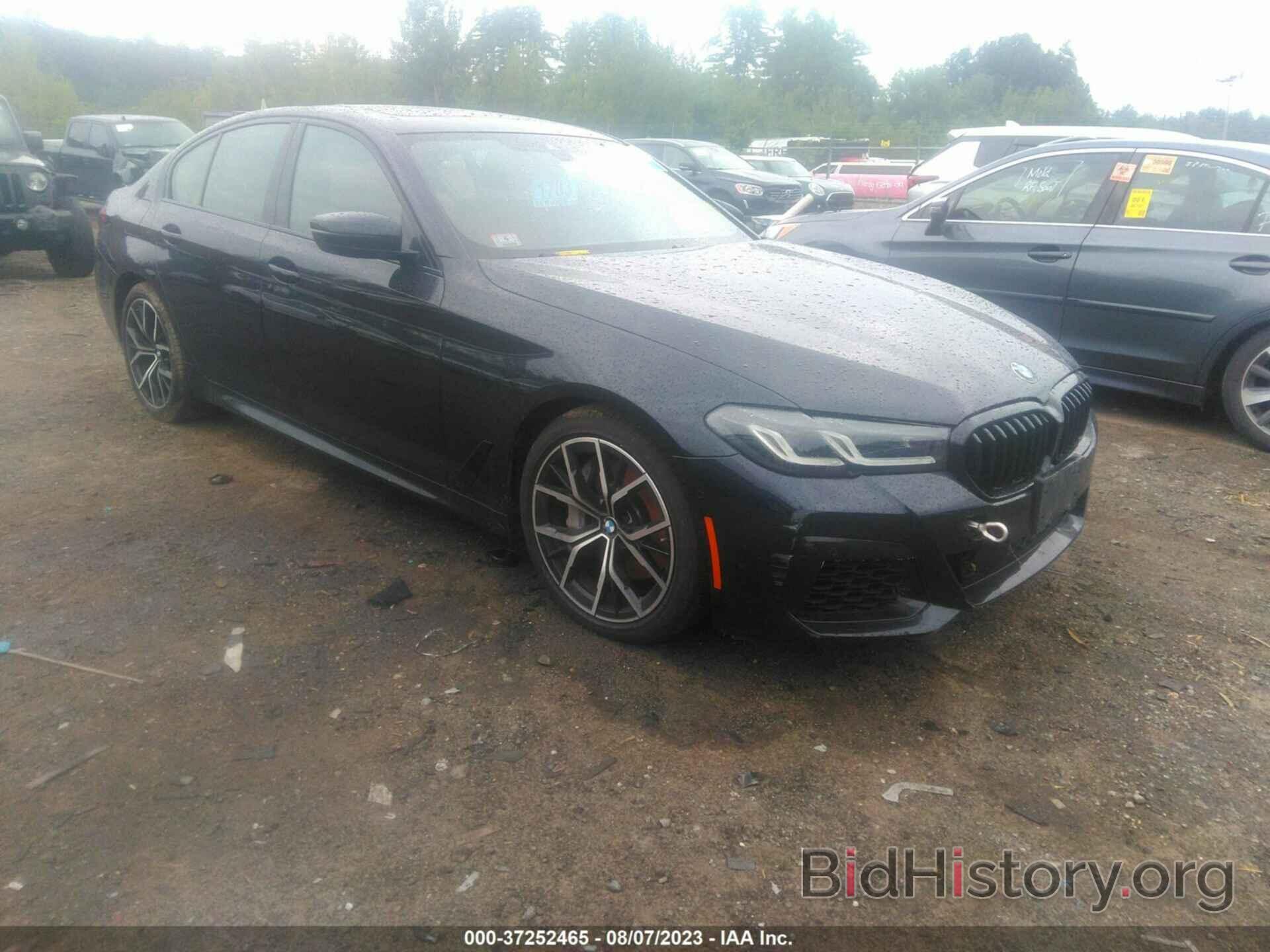 Photo WBA73BJ03NWX74681 - BMW 5 SERIES 2022