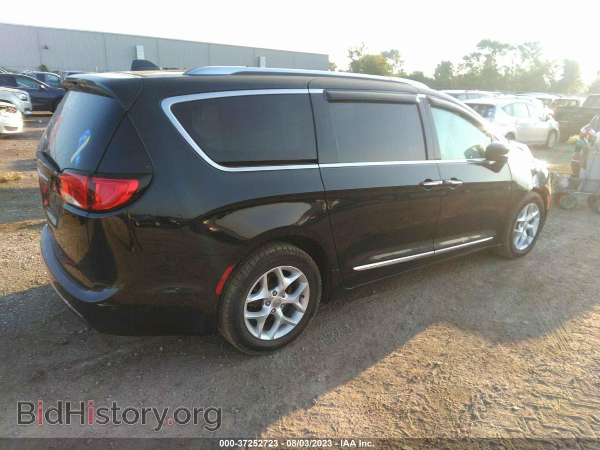 2017 CHRYSLER PACIFICA - VIN: 2C4RC1EGXHR518712 - Фото 4