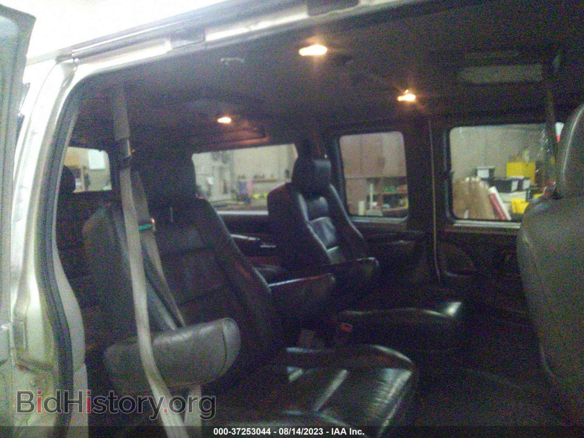 2011 CHEVROLET EXPRESS CARGO VAN - VIN: 1GBSHDC44B1183010 - Фото 8
