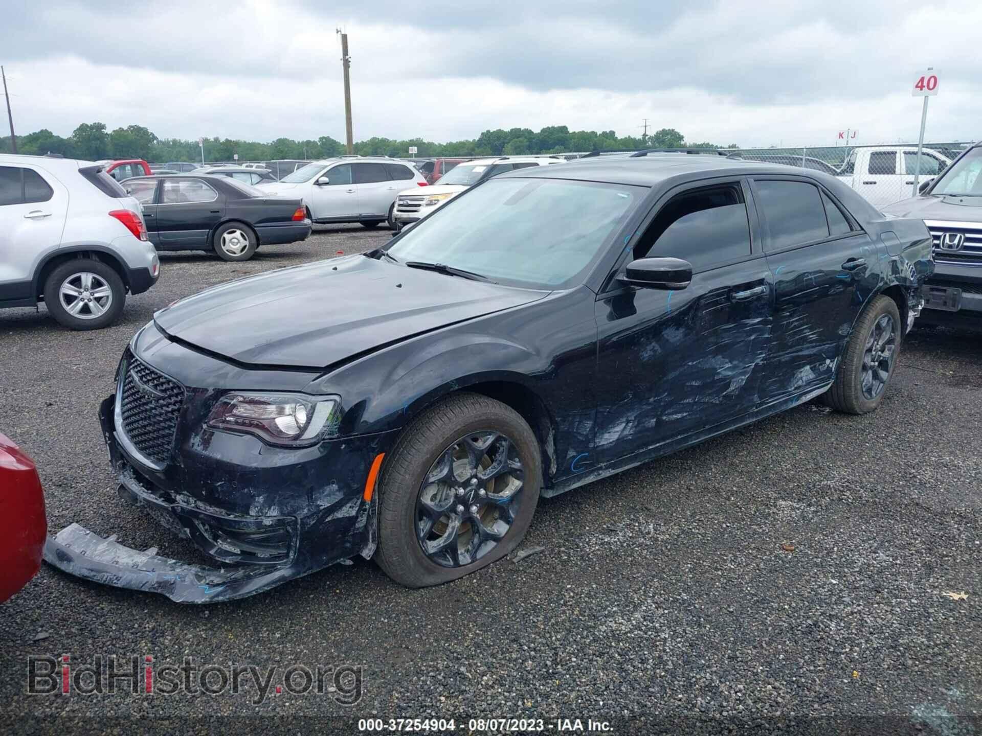 2023 CHRYSLER 300 - VIN: 2C3CCASG6PH565643 - Фото 2