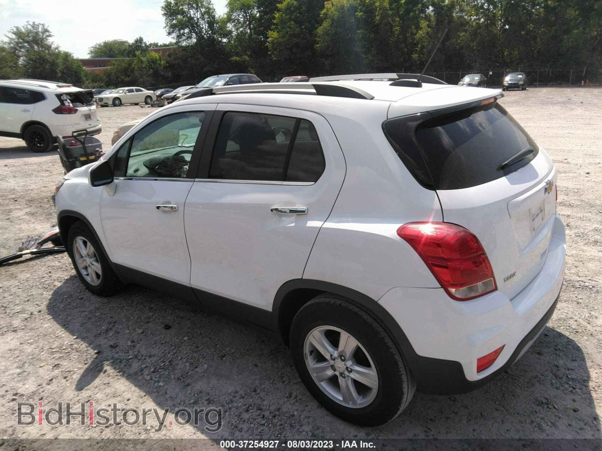 2020 CHEVROLET TRAX - VIN: 3GNCJLSBXLL117996 - Фото 3