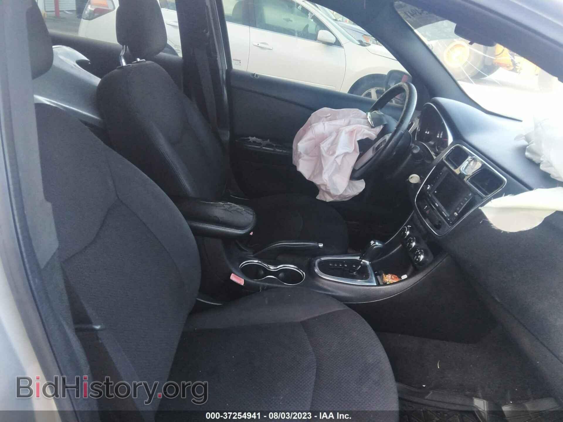 2012 CHRYSLER 200 - VIN: 1C3CCBBG0CN277236 - Фото 5