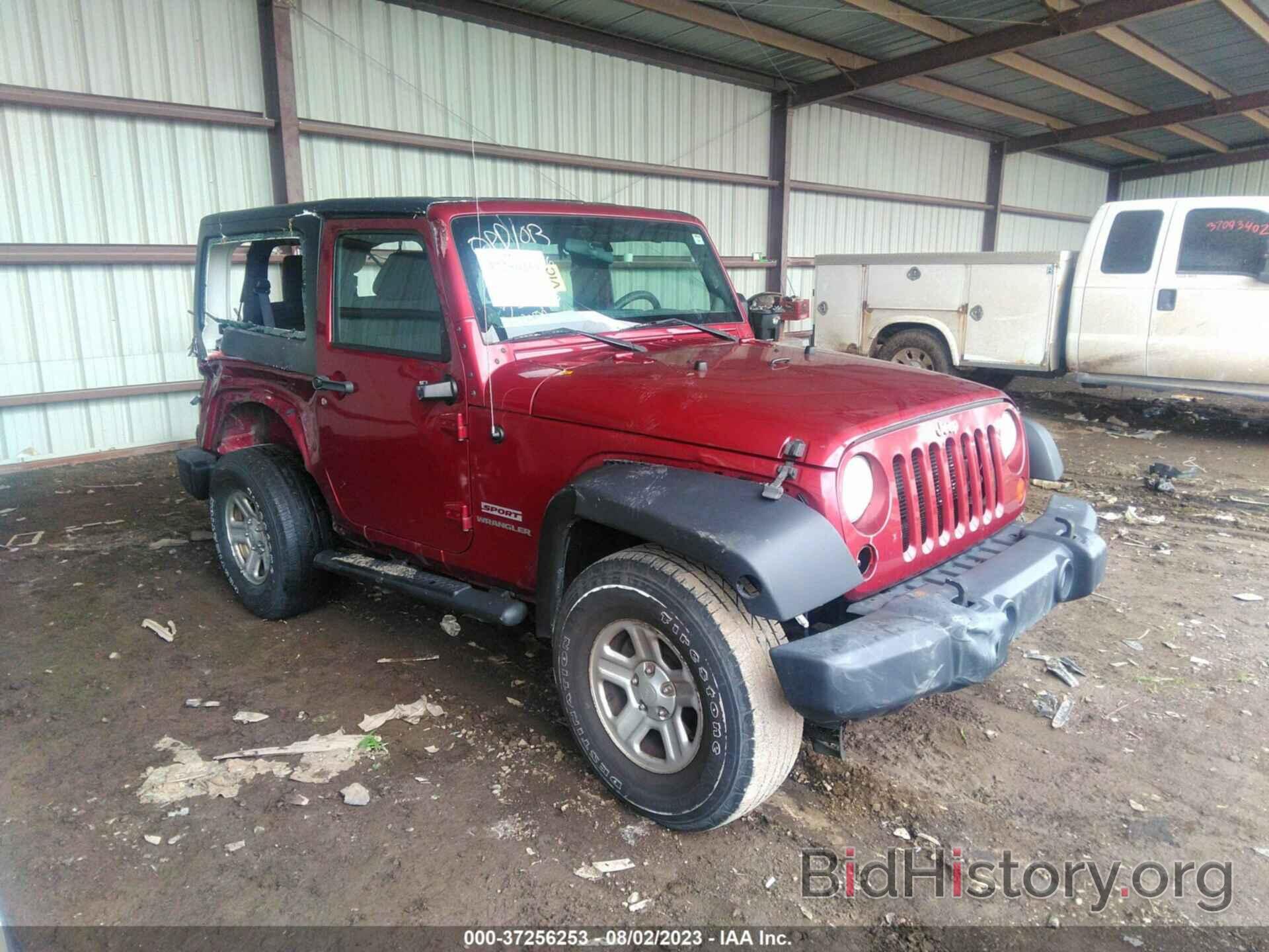 Photo 1C4AJWAG1CL255940 - JEEP WRANGLER 2012