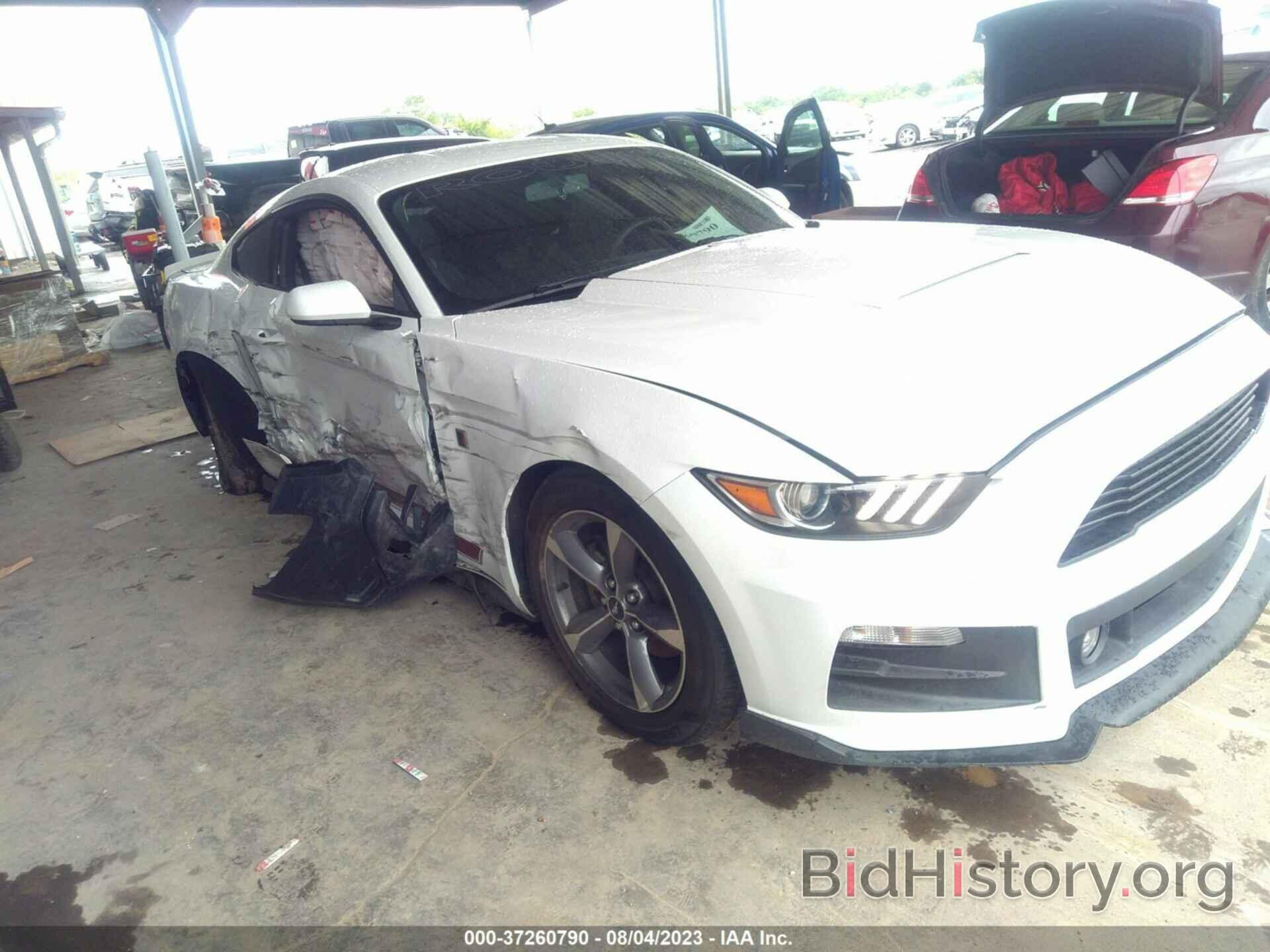 Photo 1FA6P8AM1F5323433 - FORD MUSTANG 2015