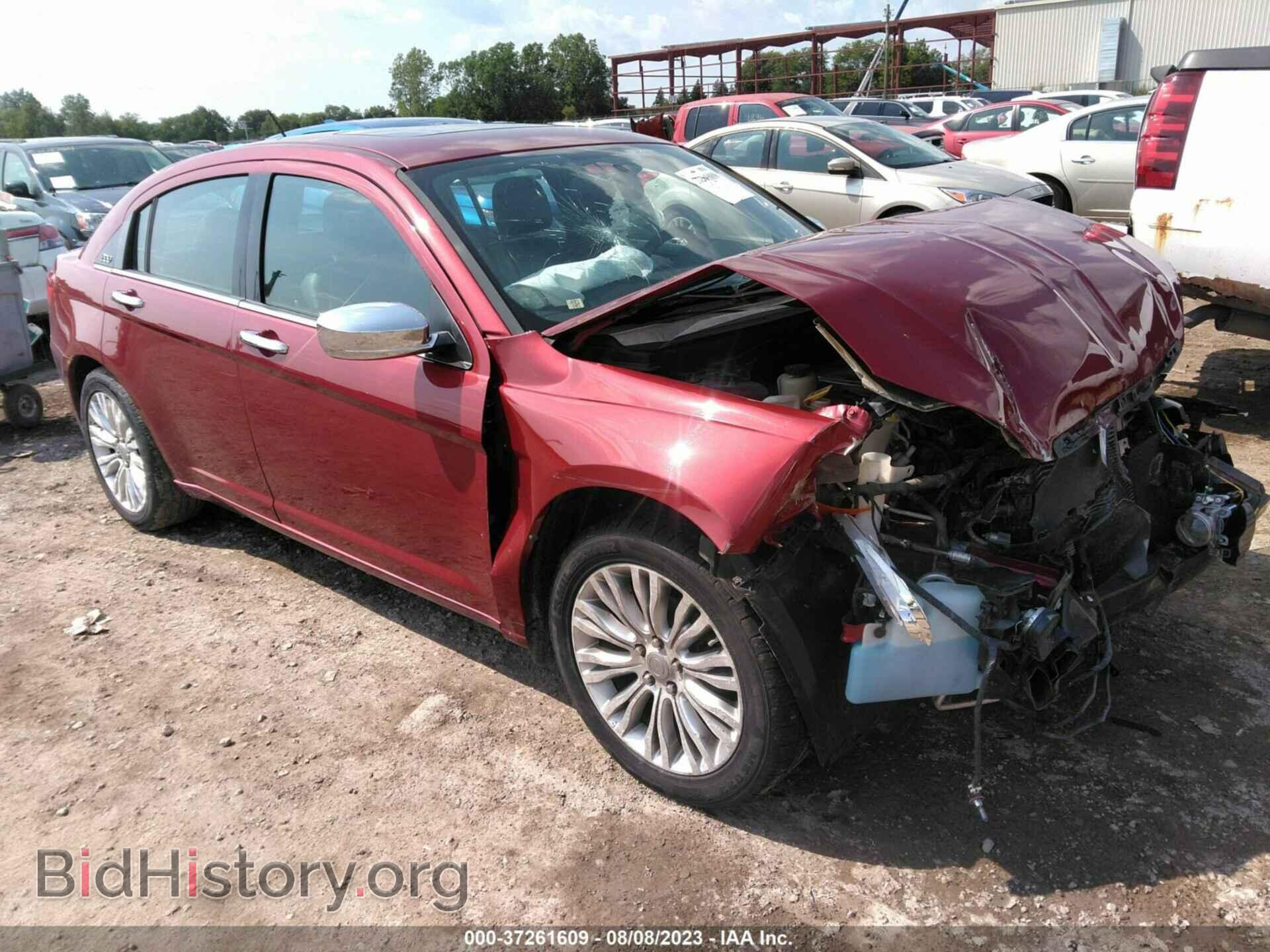Photo 1C3BC2FB0BN572054 - CHRYSLER 200 2011