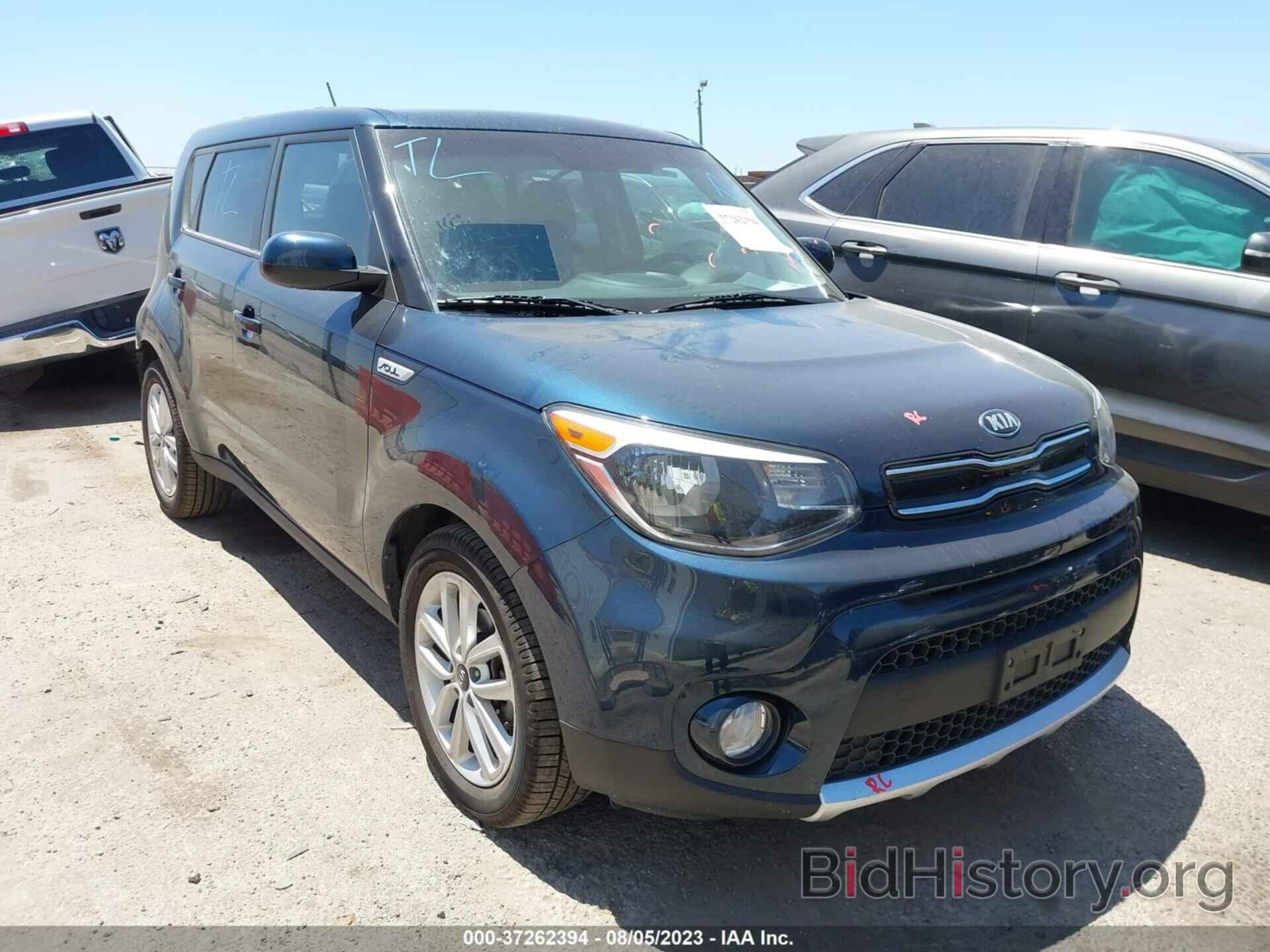 Photo KNDJP3A56J7611588 - KIA SOUL 2018