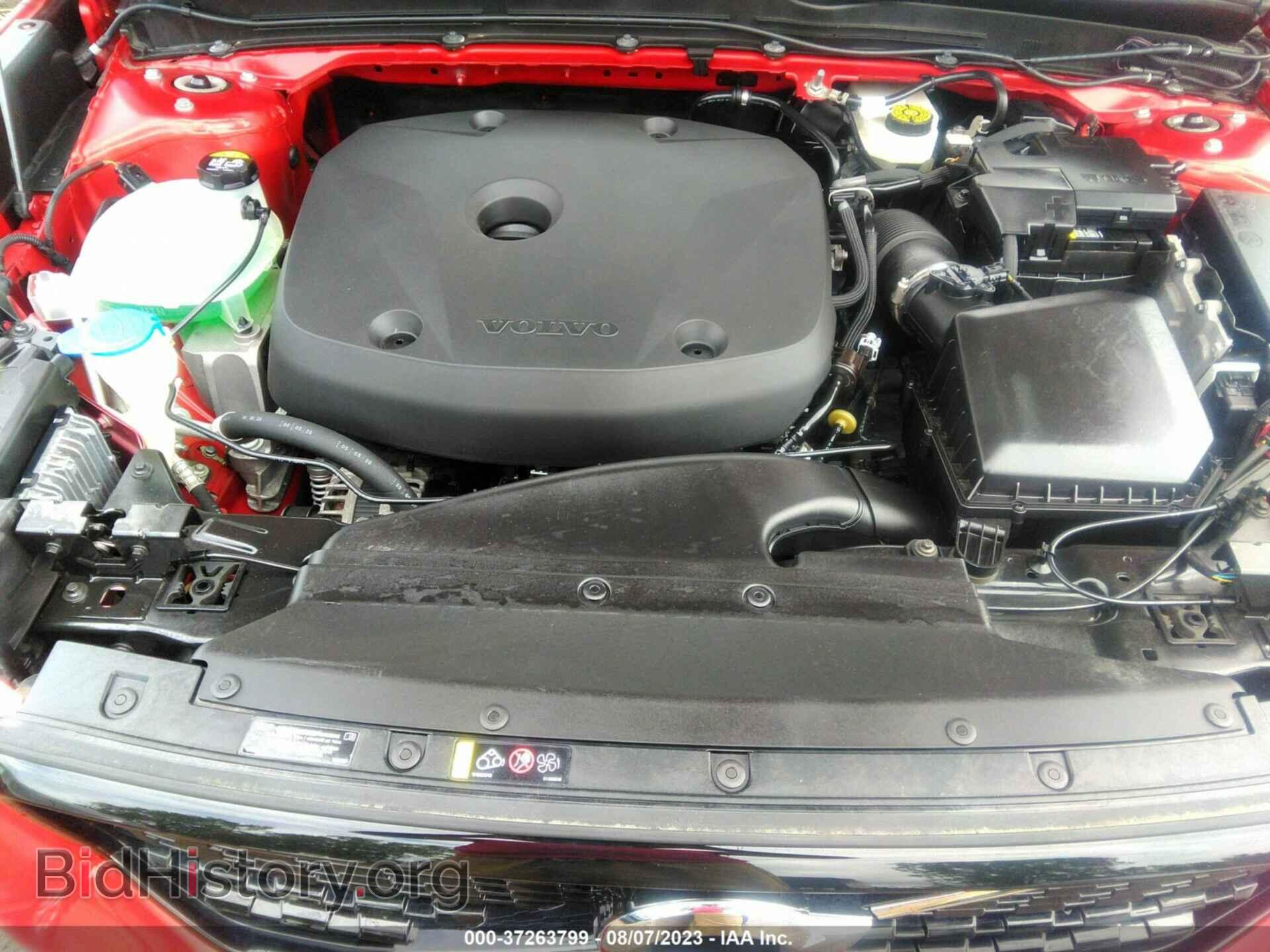 2021 VOLVO XC40 - VIN: YV4162UM7M2437142 - Фото 10