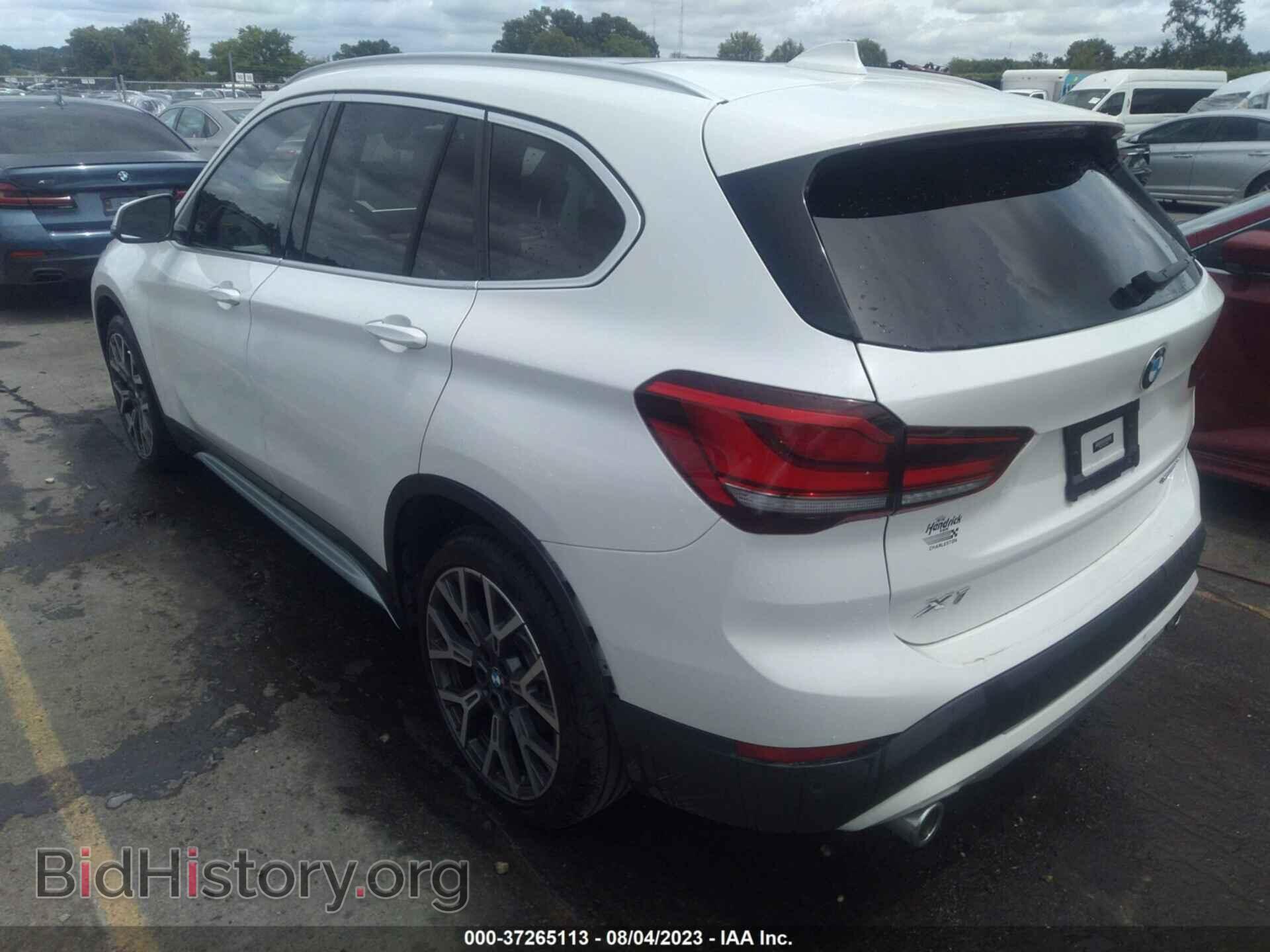 2021 BMW X1 - VIN: WBXJG7C06M5S76604 - Фото 3