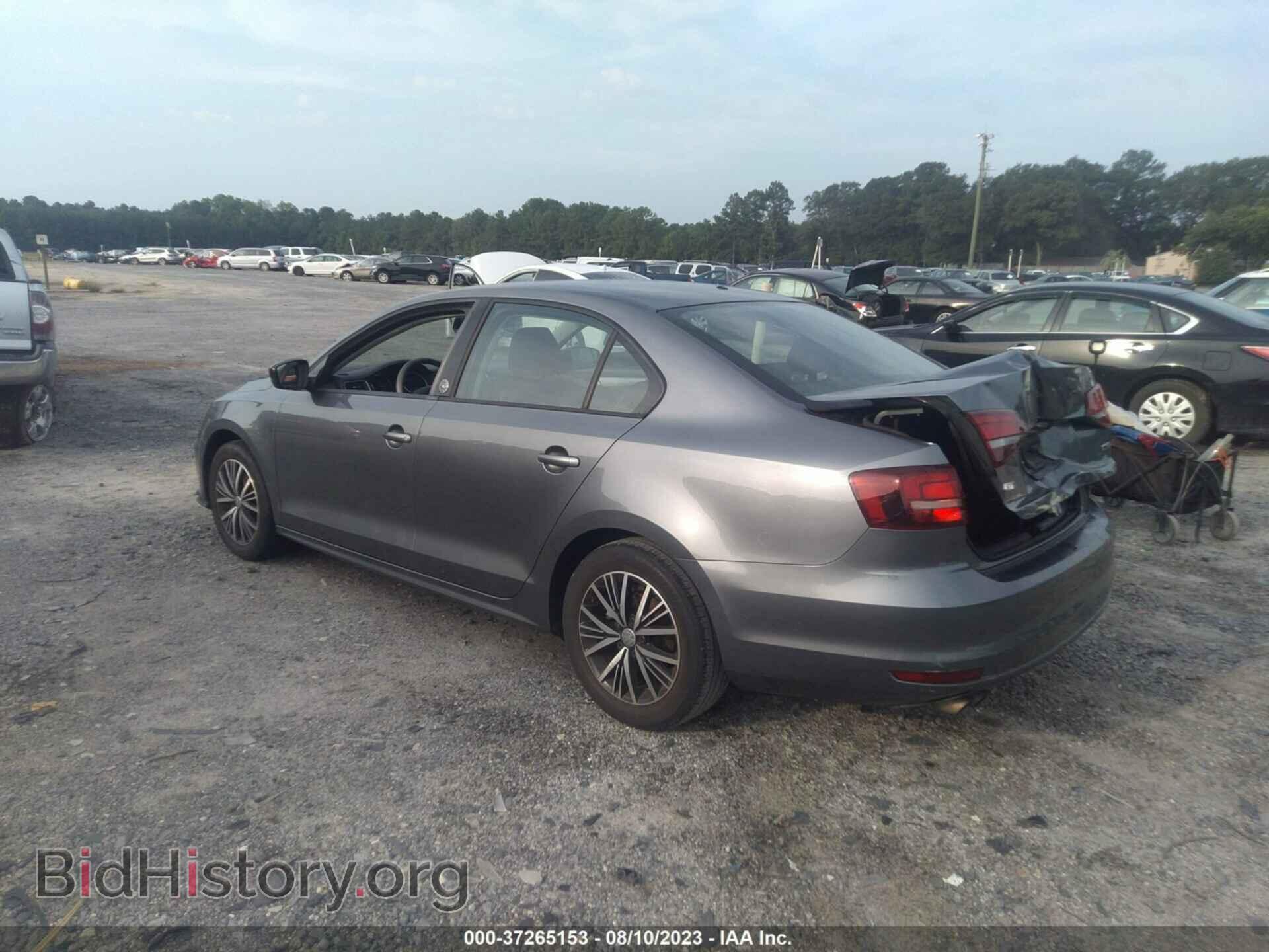 2018 VOLKSWAGEN JETTA - VIN: 3VWDB7AJ4JM206879 - Фото 3