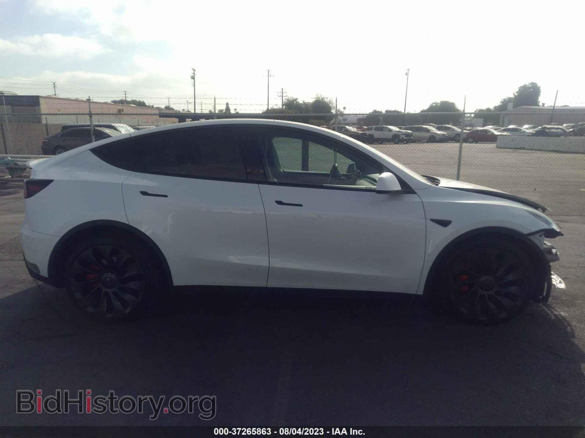 2022 TESLA MODEL Y - VIN: 7SAYGDEF5NF558151 - Photo 13