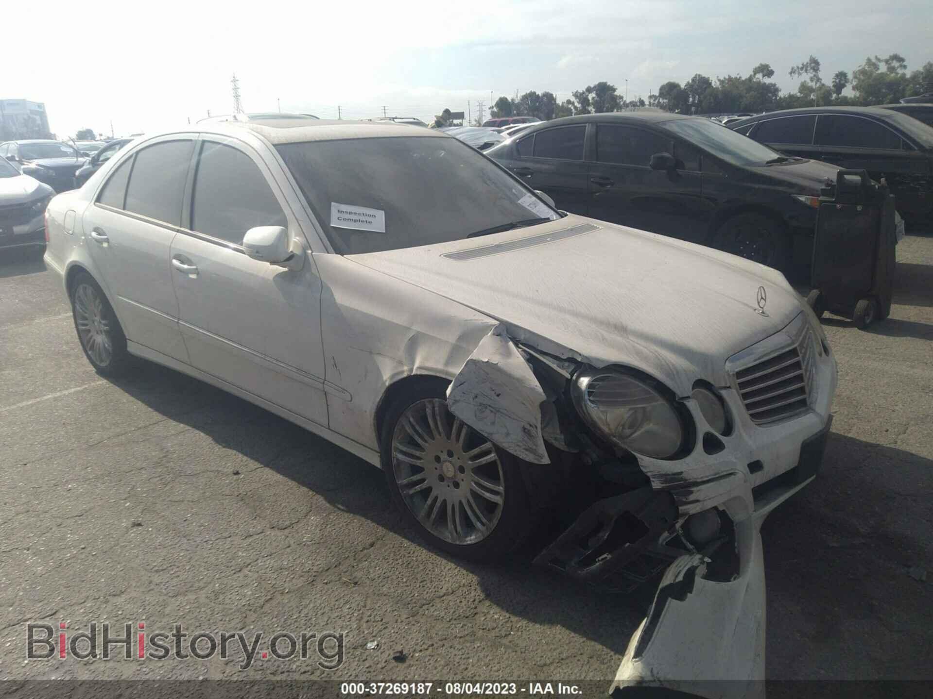 Photo WDBUF56X18B358899 - MERCEDES-BENZ E-CLASS 2008