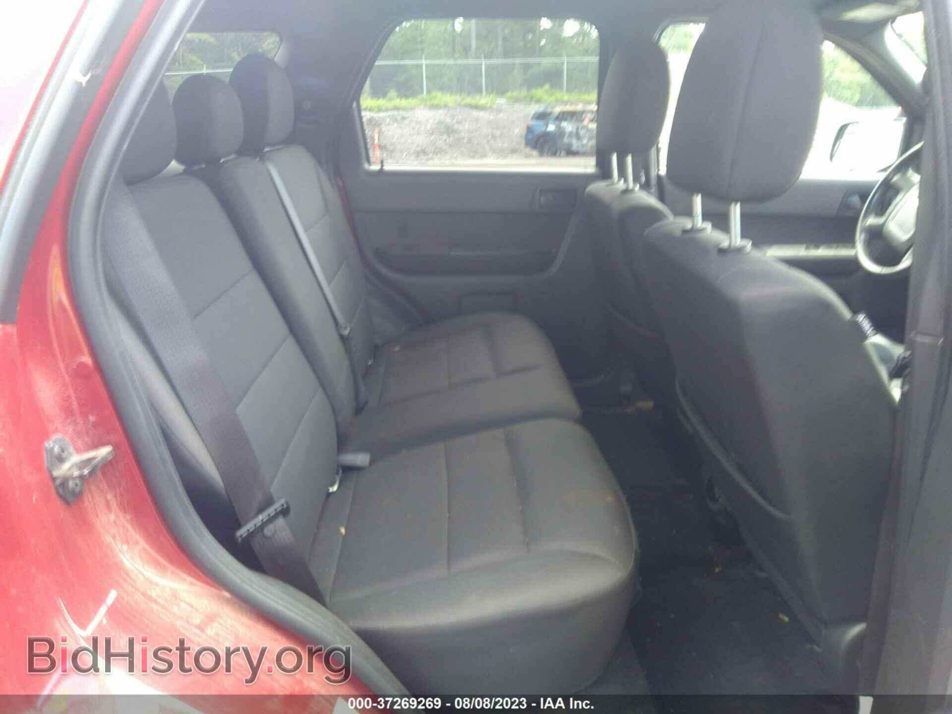 2011 FORD ESCAPE - VIN: 1FMCU9DG5BKB17377 - Фото 8