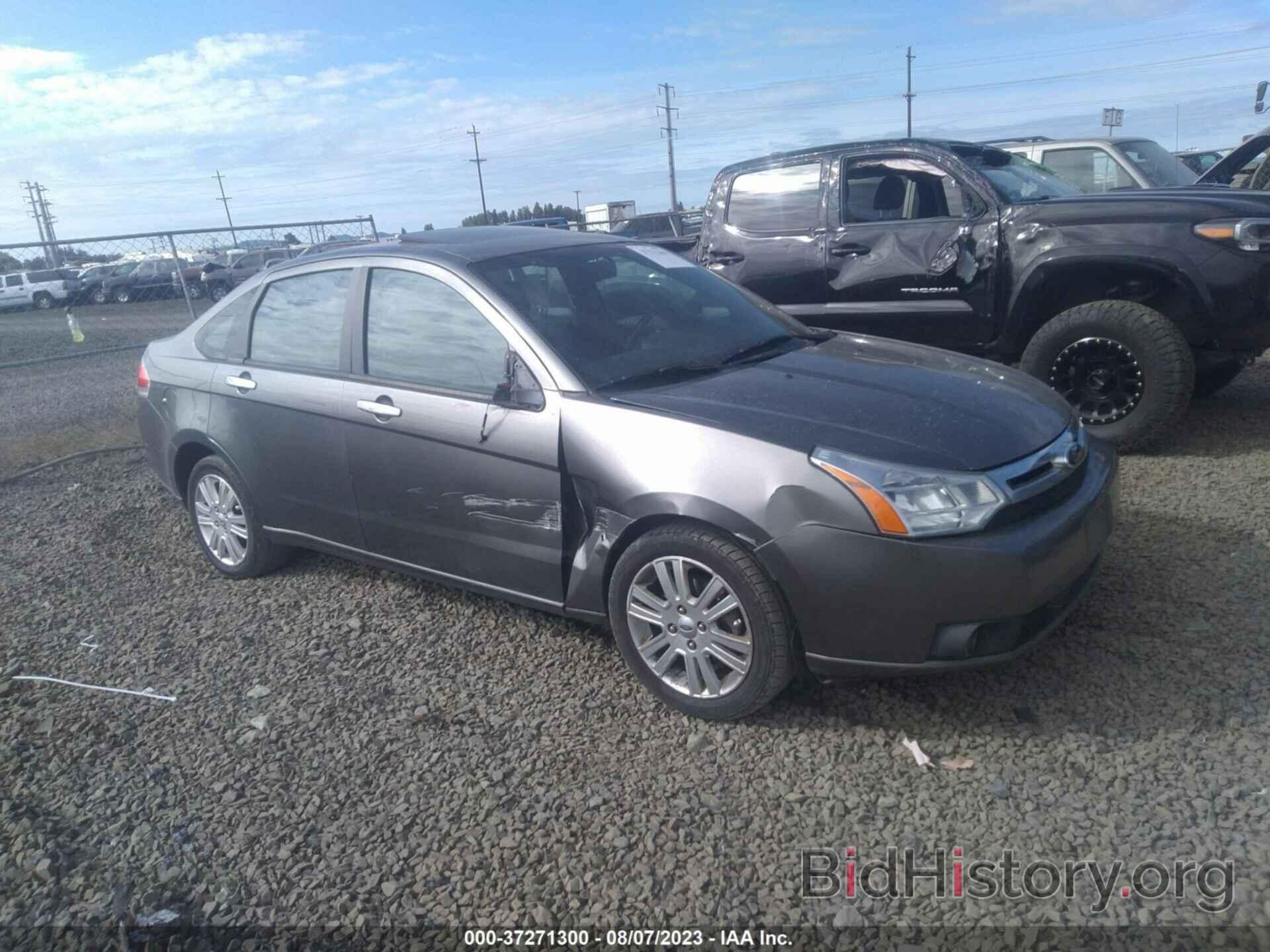 Photo 1FAHP3HN1AW208182 - FORD FOCUS 2010