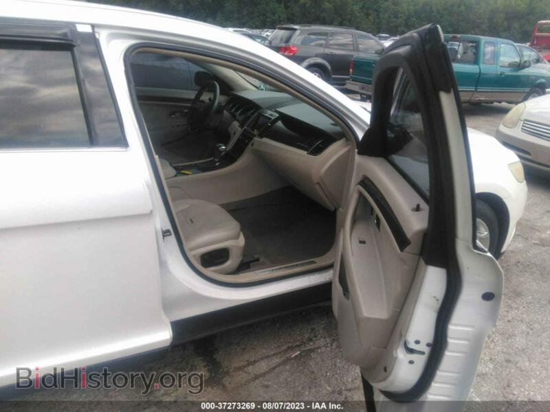 2011 Ford TAURUS (VIN 1FAHP2FW2BG108657) — photo 5 of 11