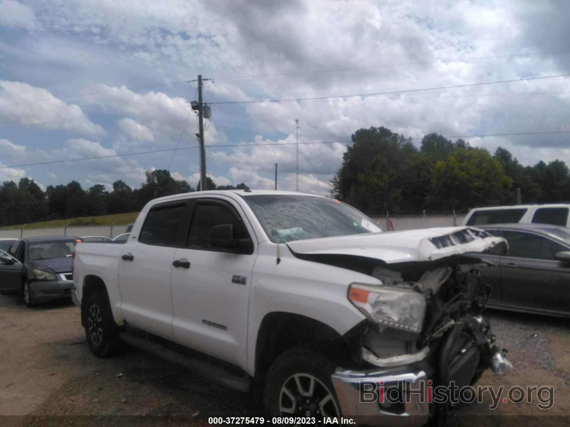 Photo 5TFDW5F10HX647403 - TOYOTA TUNDRA 4WD 2017