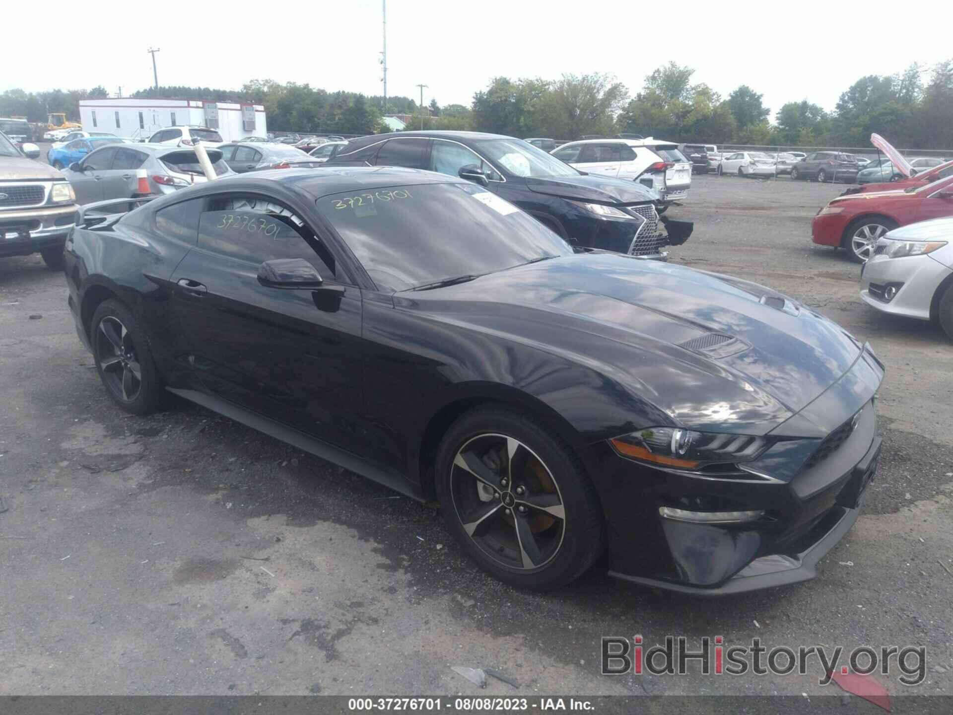 Photo 1FA6P8TH9J5102932 - FORD MUSTANG 2018
