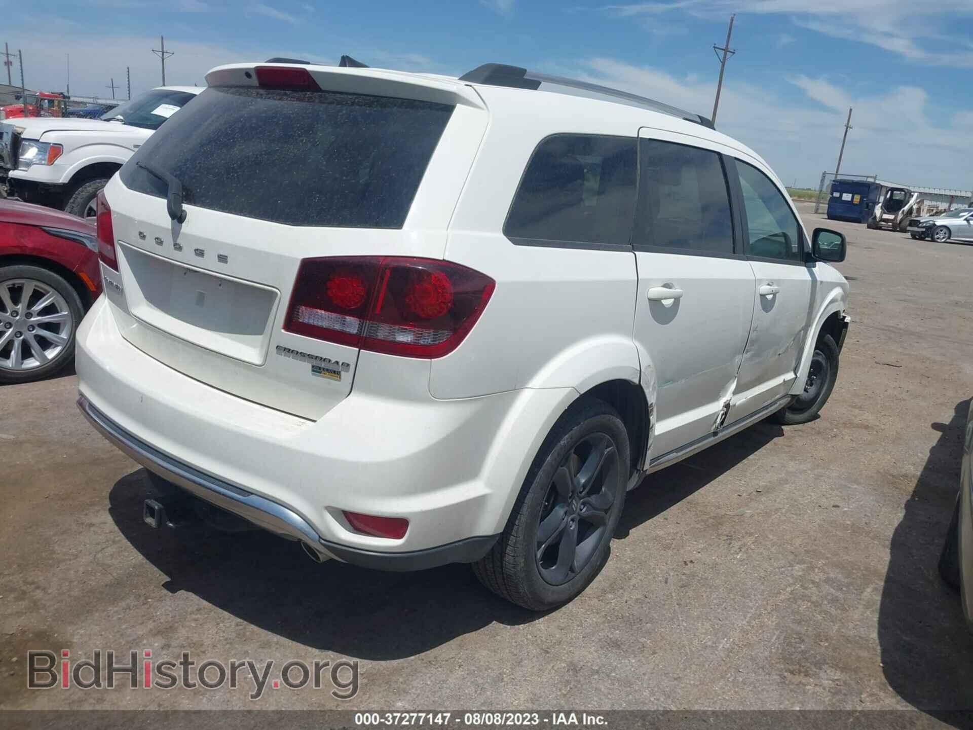 2019 DODGE JOURNEY - VIN: 3C4PDCGGXKT707510 - Фото 4
