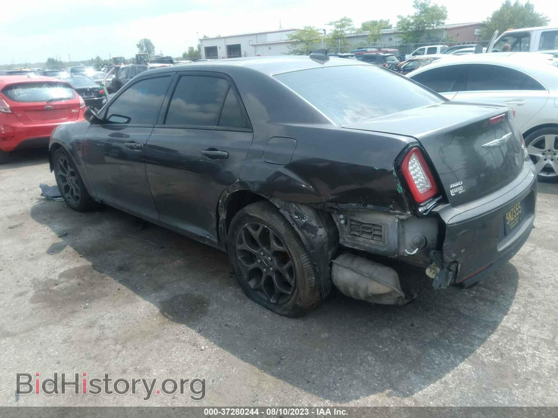 2017 CHRYSLER 300 - VIN: 2C3CCAGGXHH631010 - Фото 3