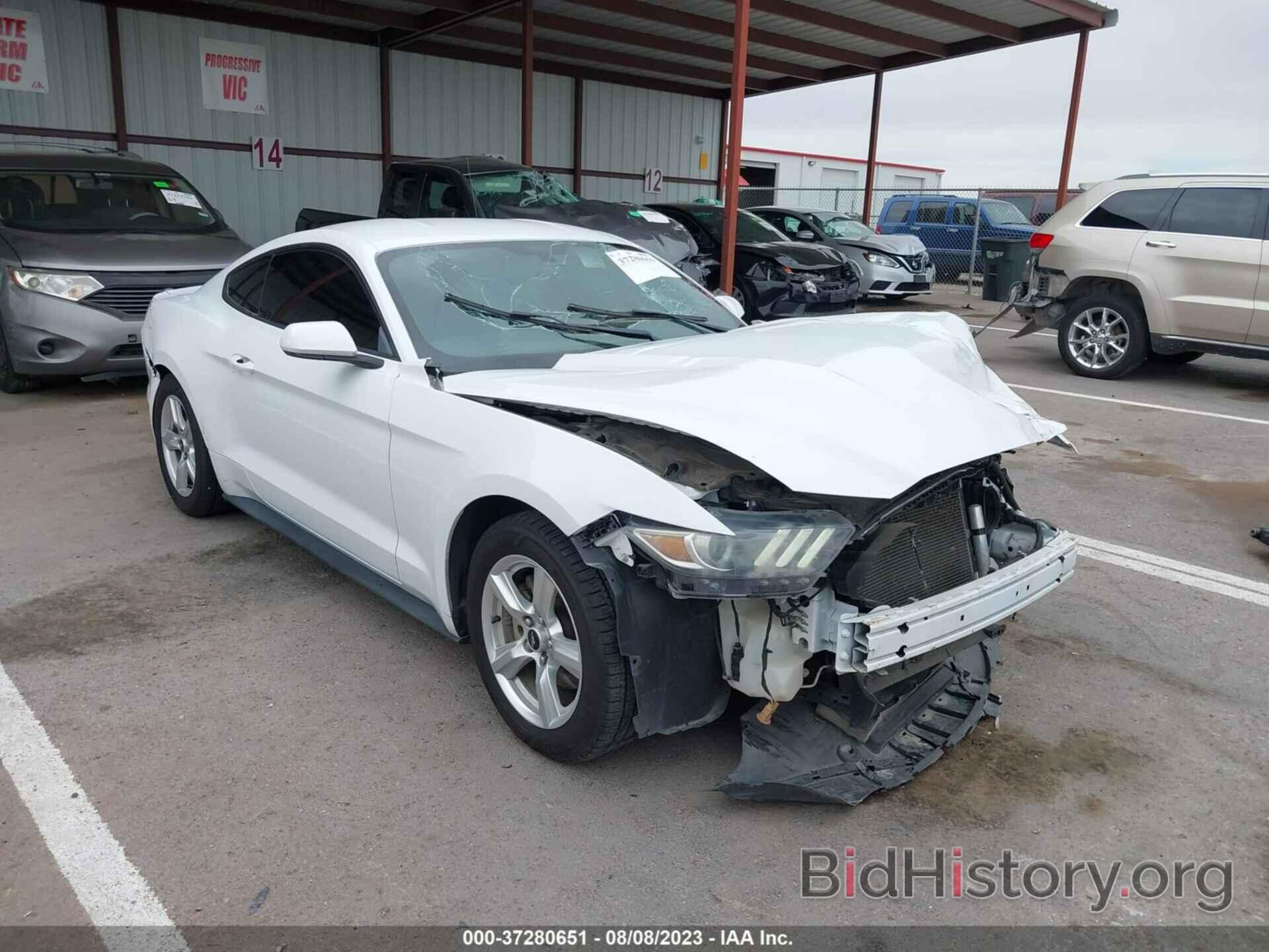 Photo 1FA6P8AM9F5351674 - FORD MUSTANG 2015
