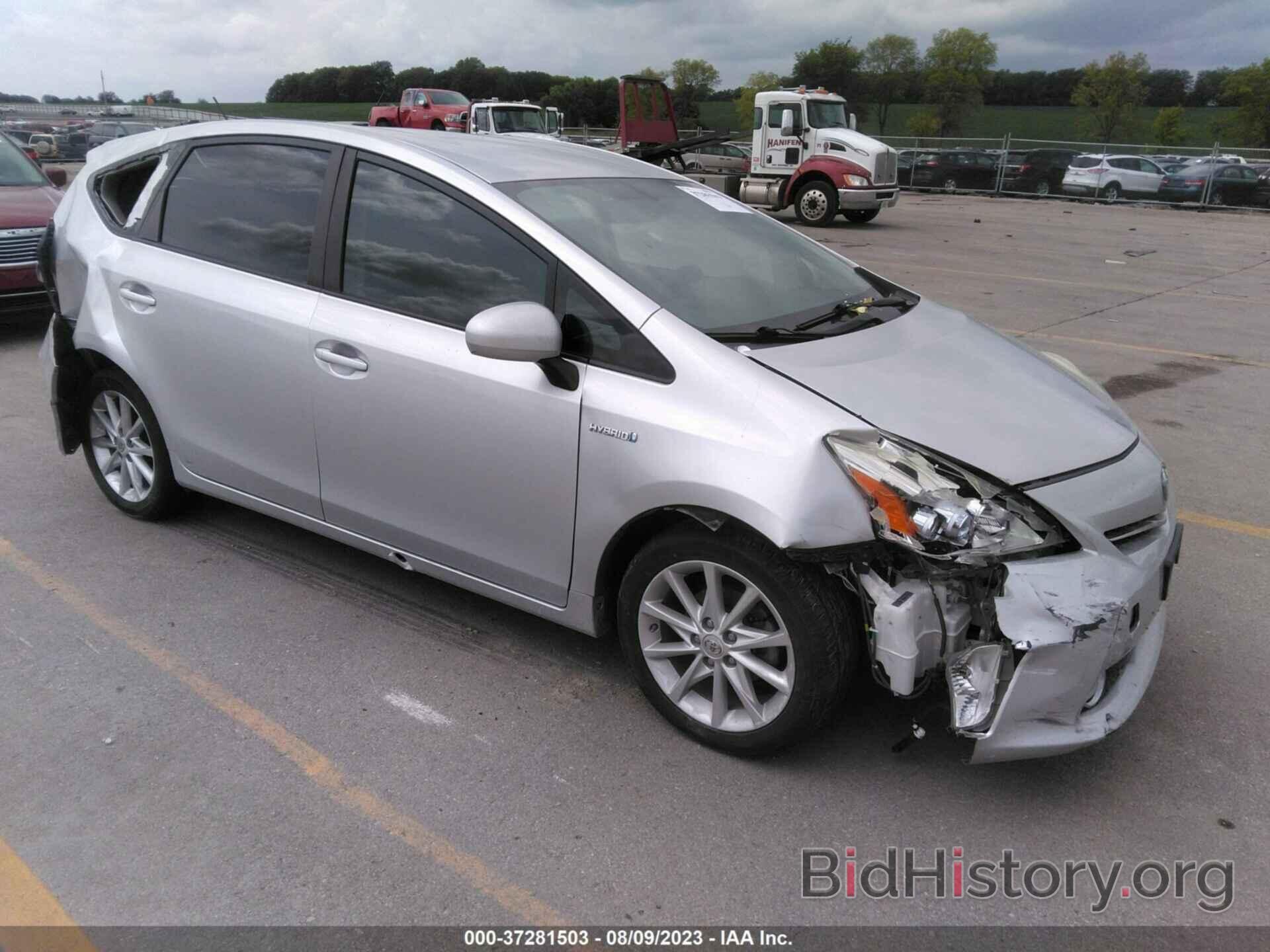 Фотография JTDZN3EU0C3150263 - TOYOTA PRIUS V 2012