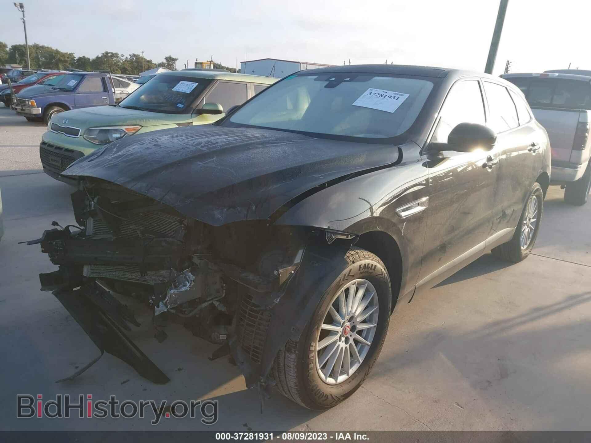 2017 JAGUAR F-PACE - VIN: SADCS2BVXHA065993 - Photo 2