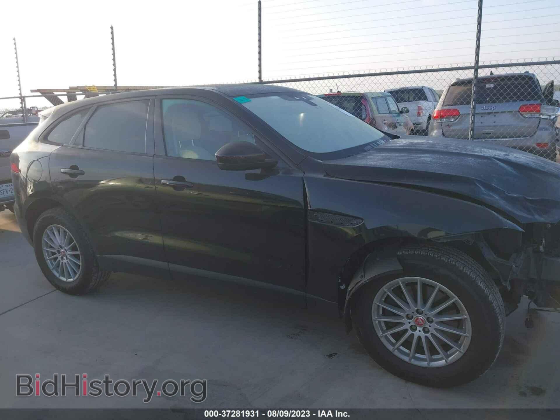 2017 JAGUAR F-PACE - VIN: SADCS2BVXHA065993 - Photo 14
