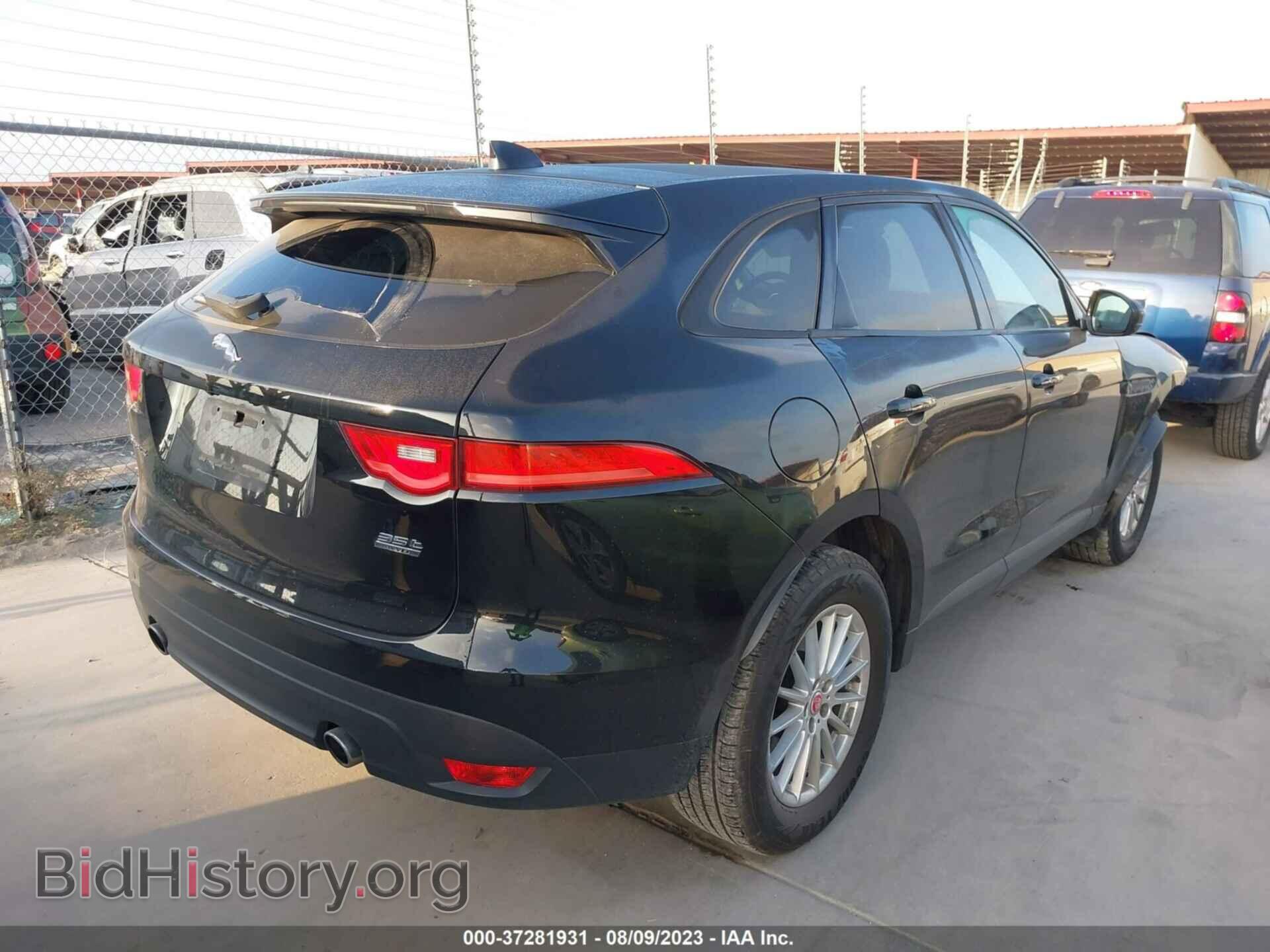 2017 JAGUAR F-PACE - VIN: SADCS2BVXHA065993 - Photo 4