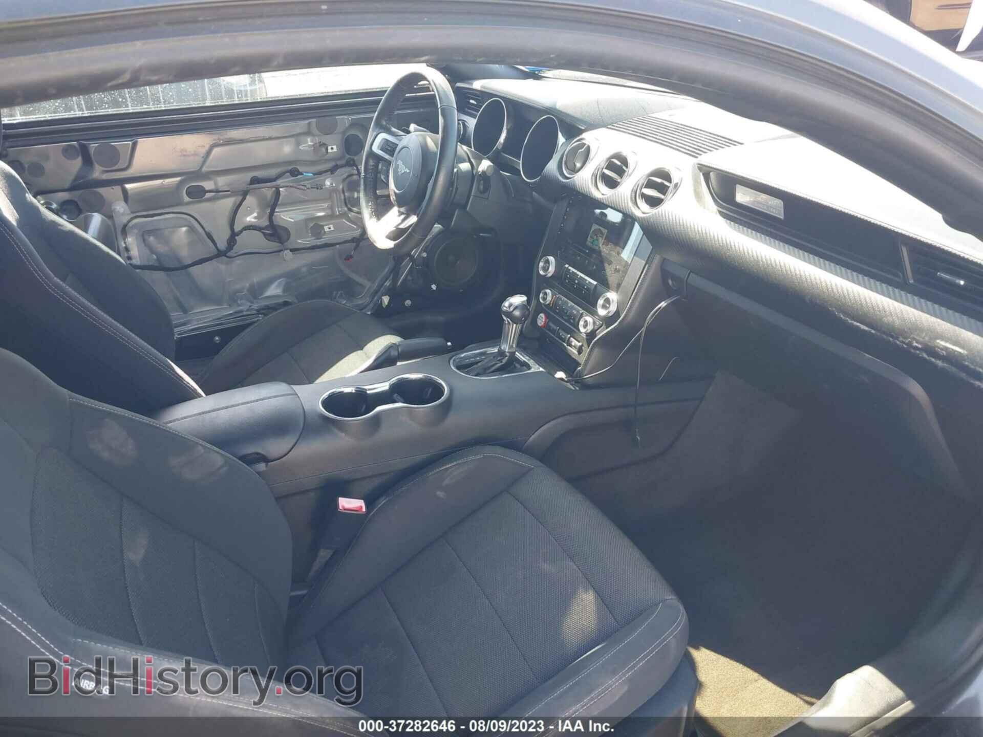 2016 FORD MUSTANG - VIN: 1FA6P8AM9G5266741 - Фото 5