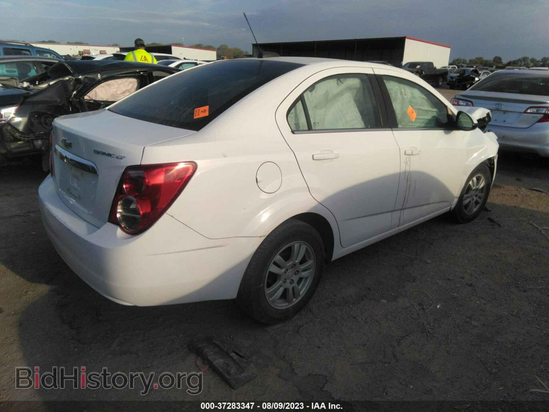 2015 CHEVROLET SONIC - VIN: 1G1JC5SH3F4215510 - Фото 4