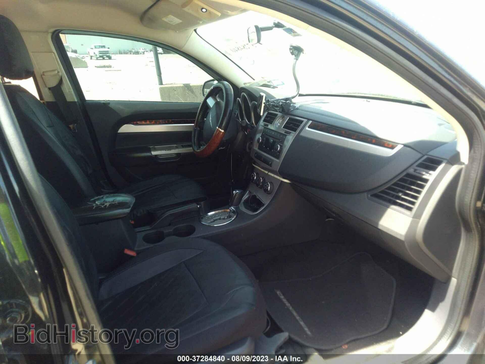 2010 CHRYSLER SEBRING - VIN: 1C3CC5FB3AN223703 - Фото 5
