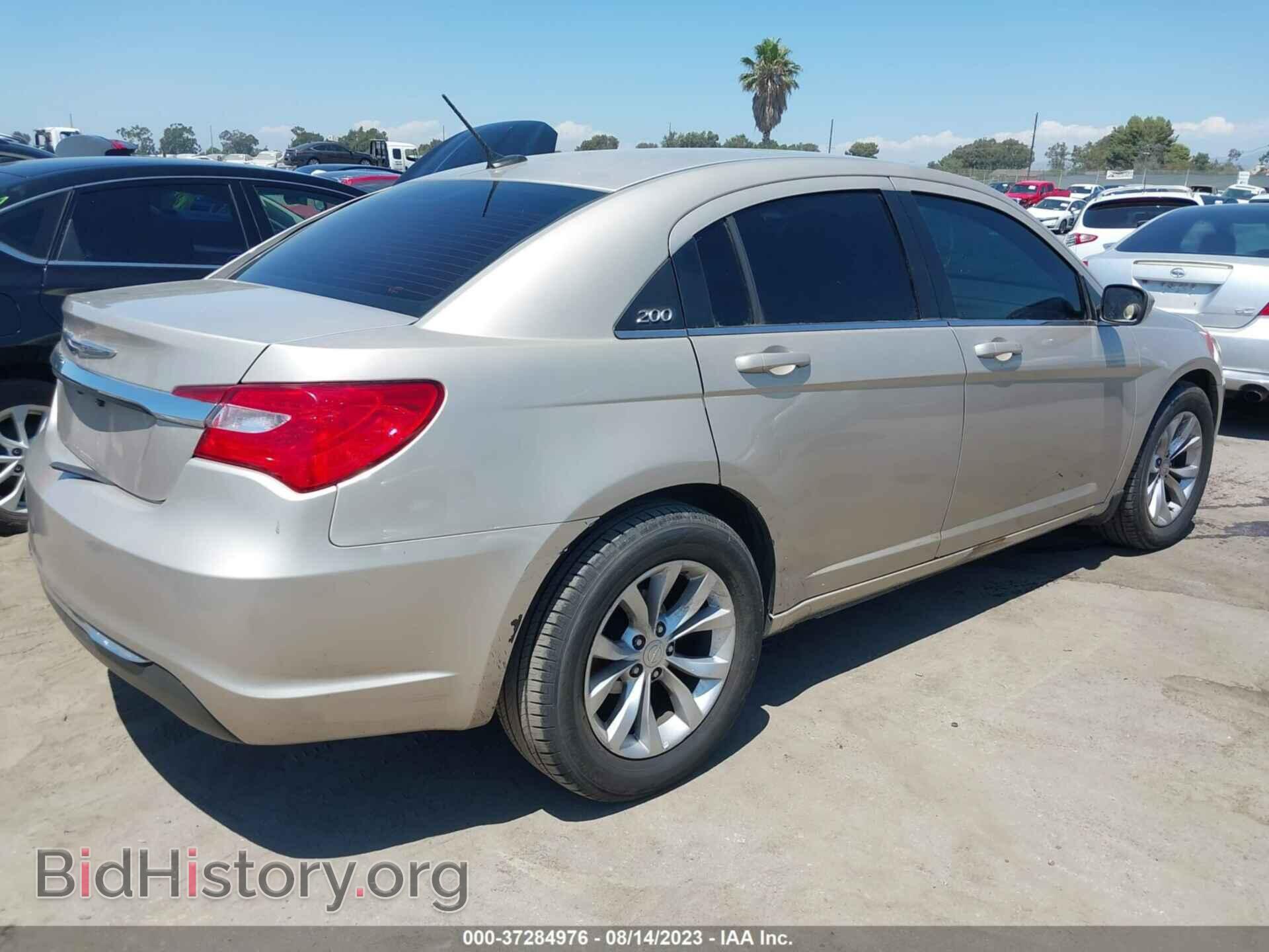 2013 CHRYSLER 200 - VIN: 1C3CCBBB4DN762582 - Фото 4