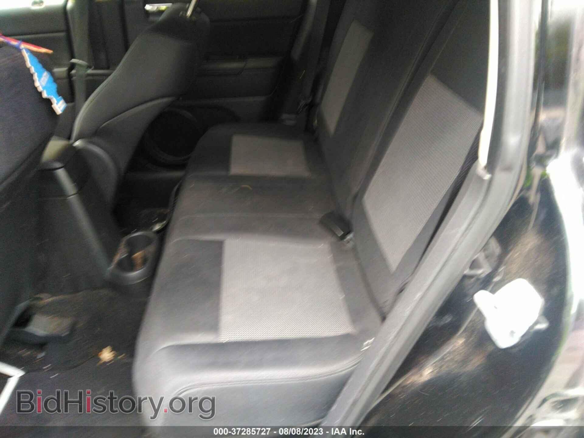 2012 JEEP COMPASS - VIN: 1C4NJDEBXCD584621 - Photo 8