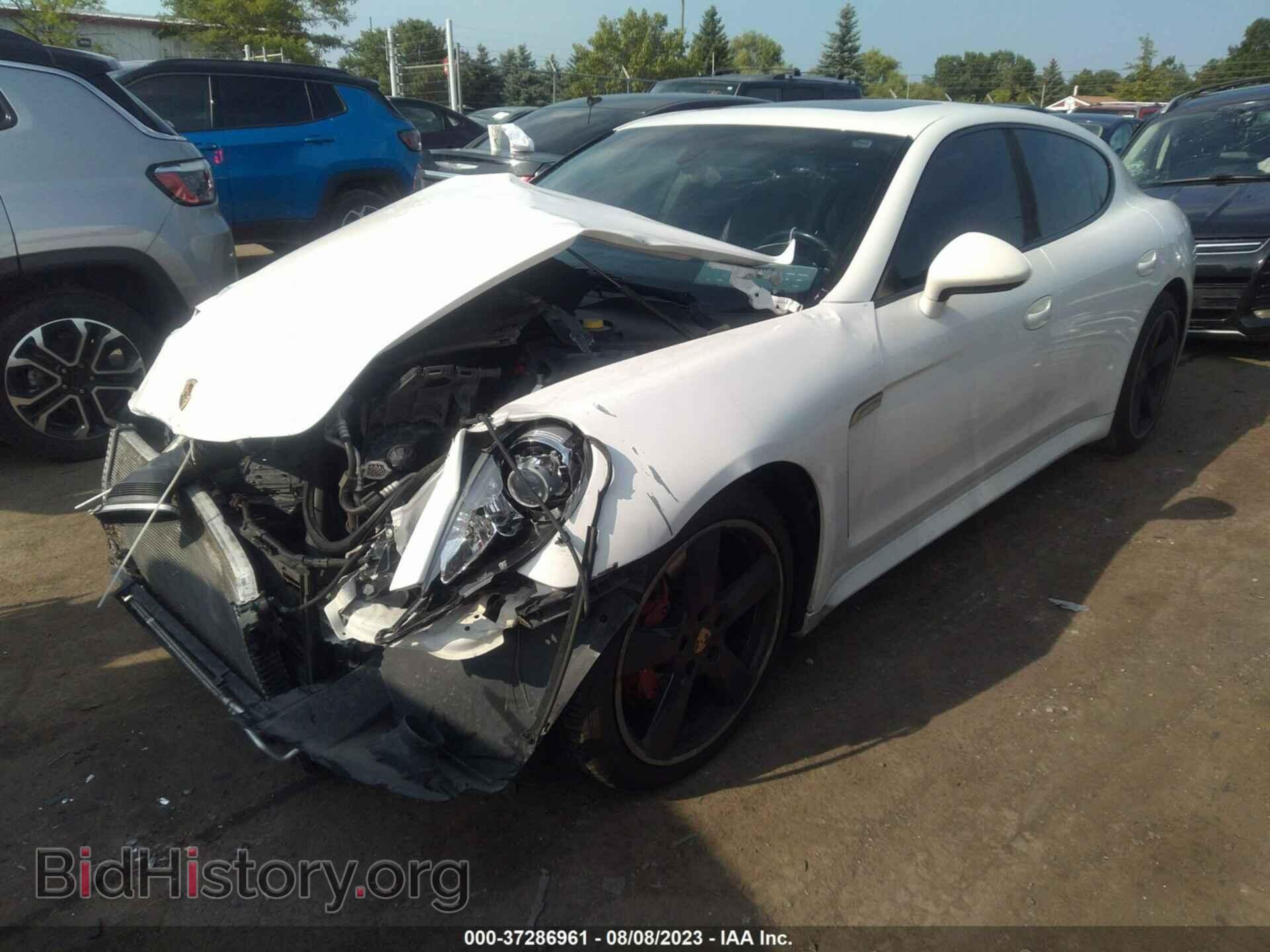 2012 PORSCHE PANAMERA - VIN: WP0AA2A73CL071690 - Фото 2