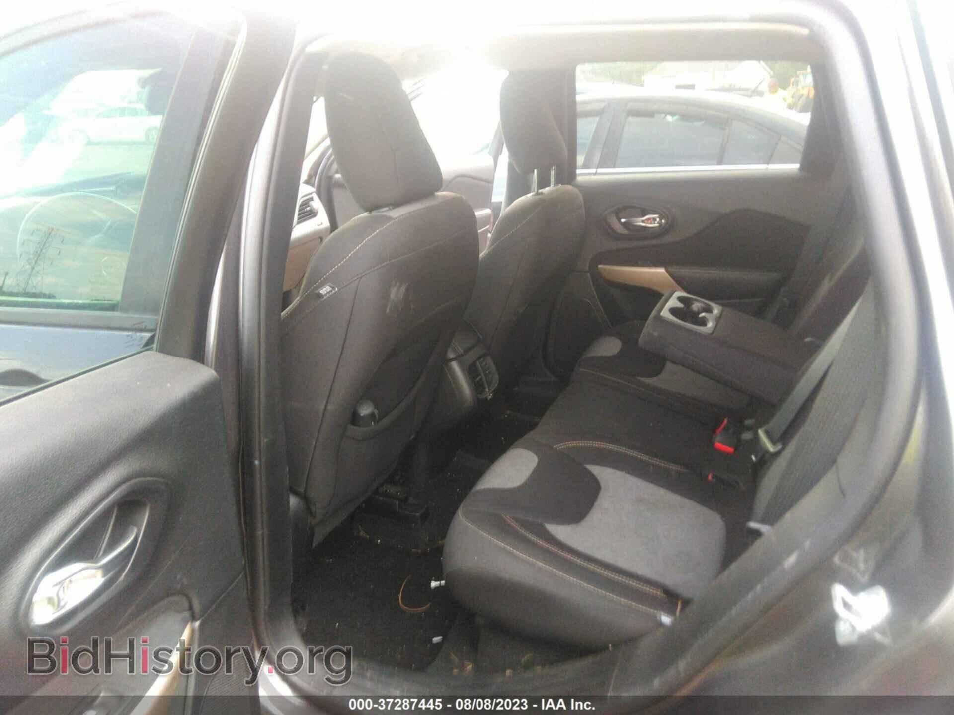 2018 JEEP CHEROKEE - VIN: 1C4PJMCB4JD579228 - Фото 8