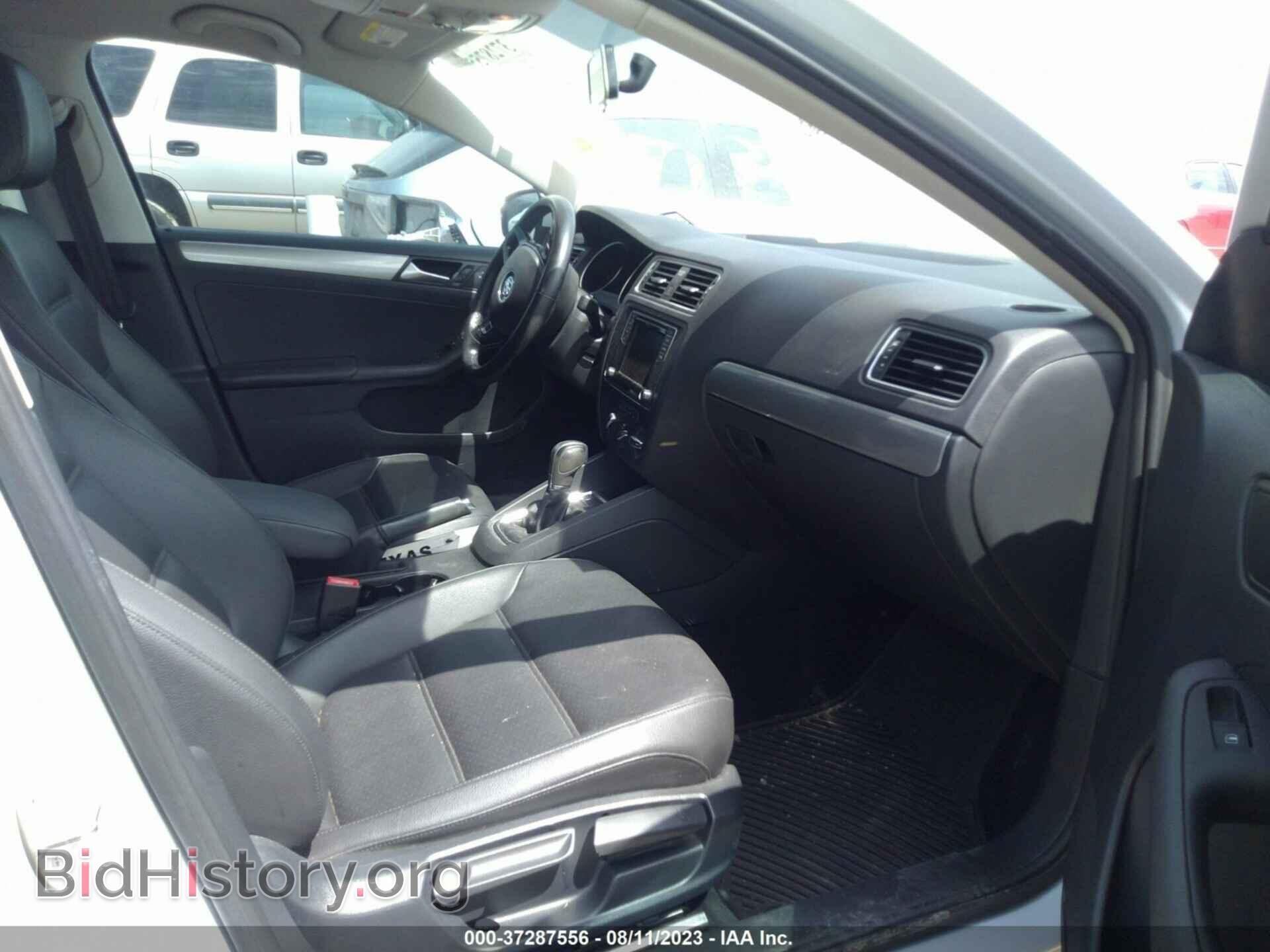 2017 VOLKSWAGEN JETTA - VIN: 3VWDB7AJ6HM260758 - Фото 5