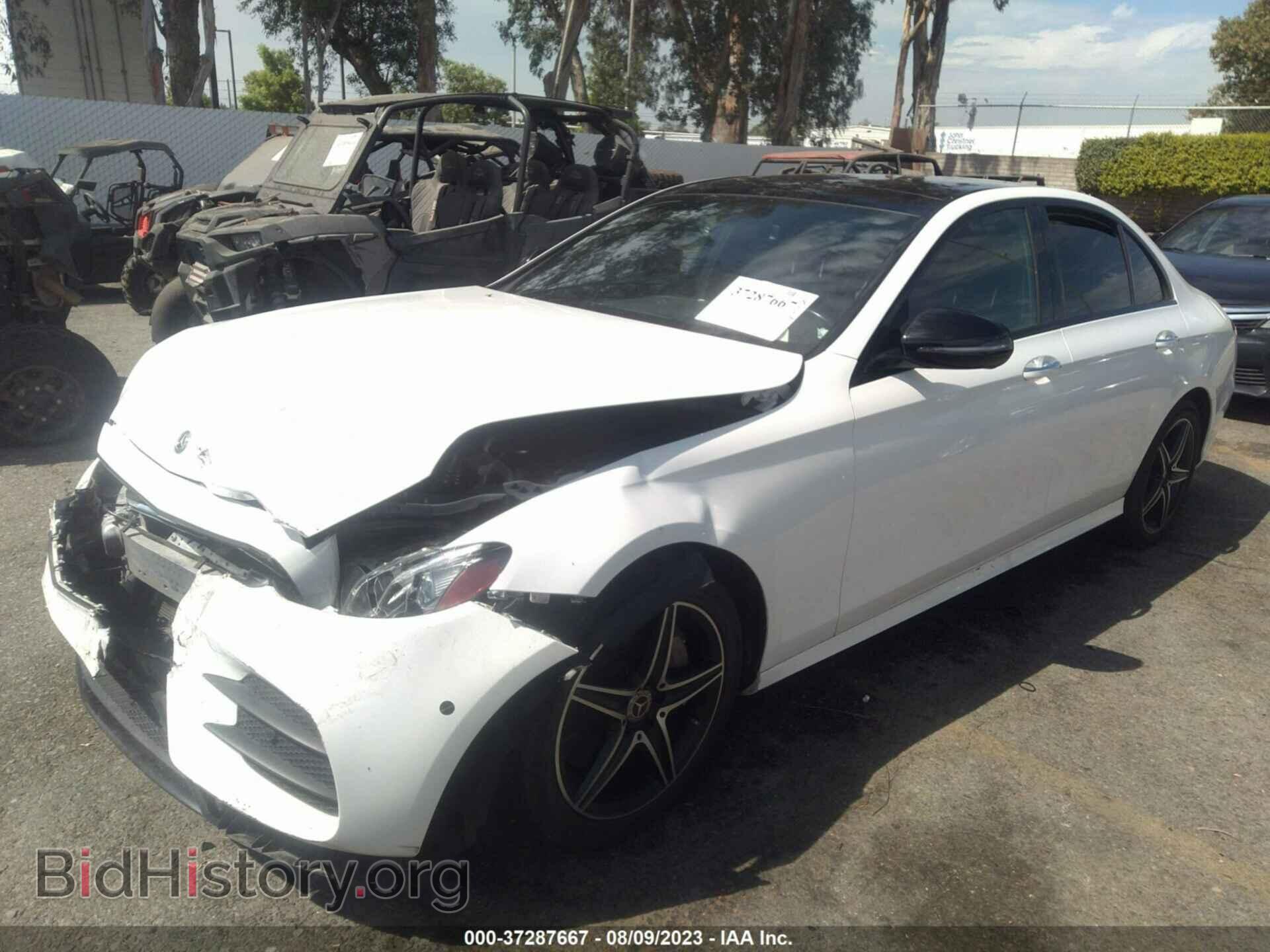 2018 MERCEDES-BENZ E-CLASS - VIN: WDDZF4JB9JA382673 - Фото 2