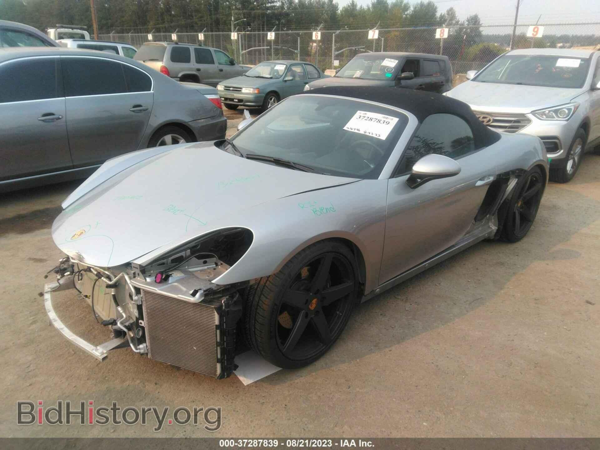 2017 PORSCHE 718 BOXSTER - VIN: WP0CA2A81HS221388 - Фото 2