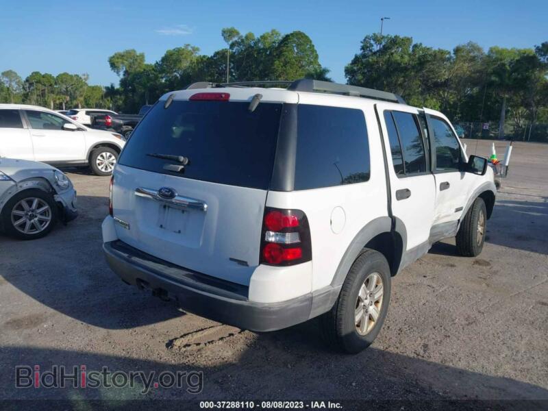 2006 Ford EXPLORER (VIN 1FMEU63E26UB49835) — фото 4 из 12
