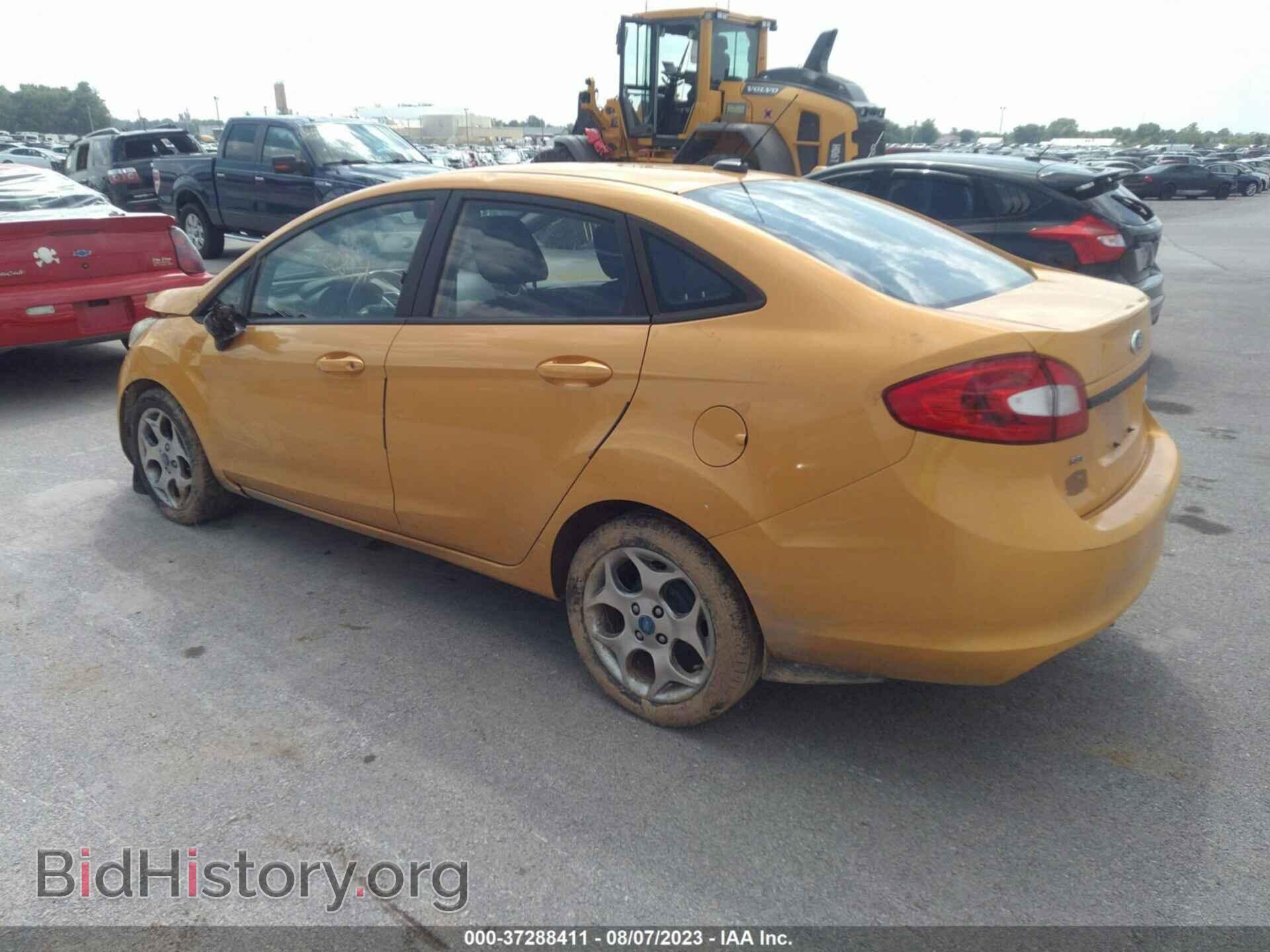 2011 FORD FIESTA - VIN: 3FADP4CJ8BM221800 - Фото 3