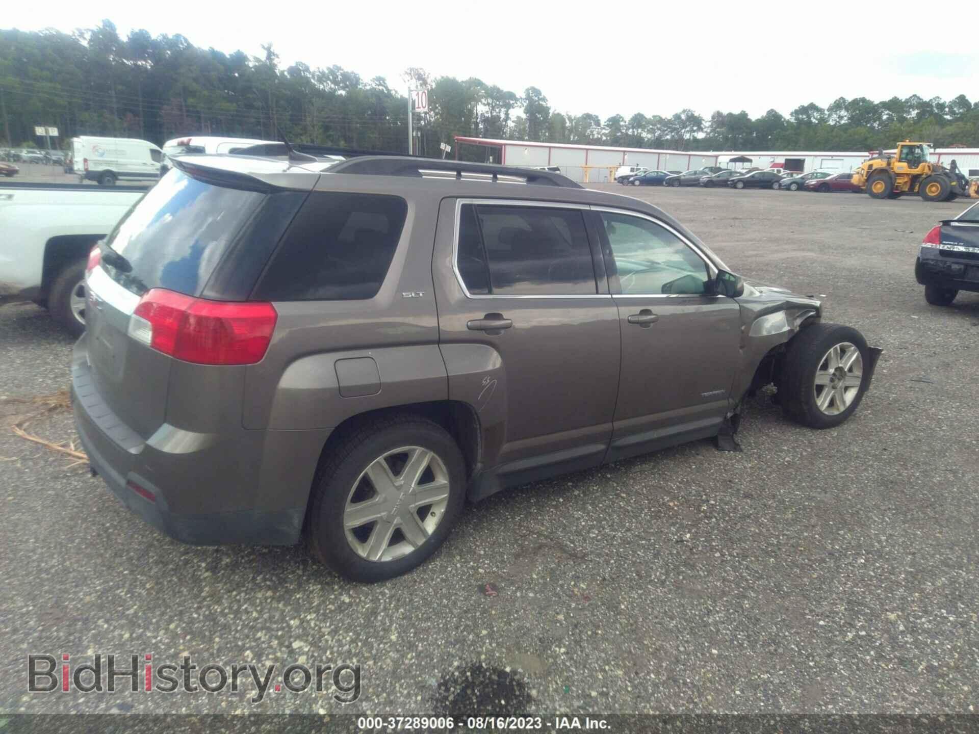 2011 GMC TERRAIN - VIN: 2CTALUEC2B6257455 - Photo 4