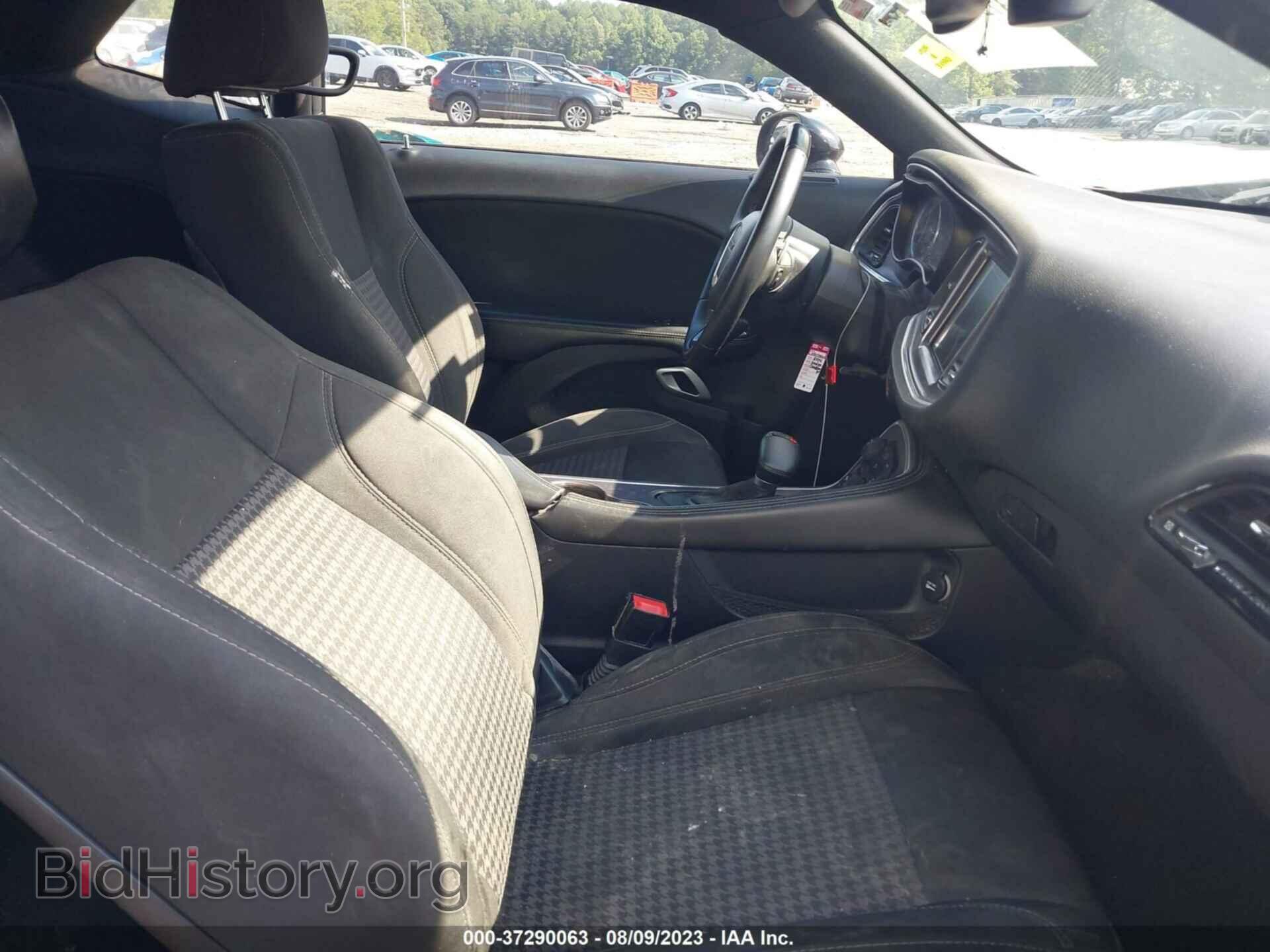 2016 DODGE CHALLENGER - VIN: 2C3CDZAGXGH256948 - Фото 5