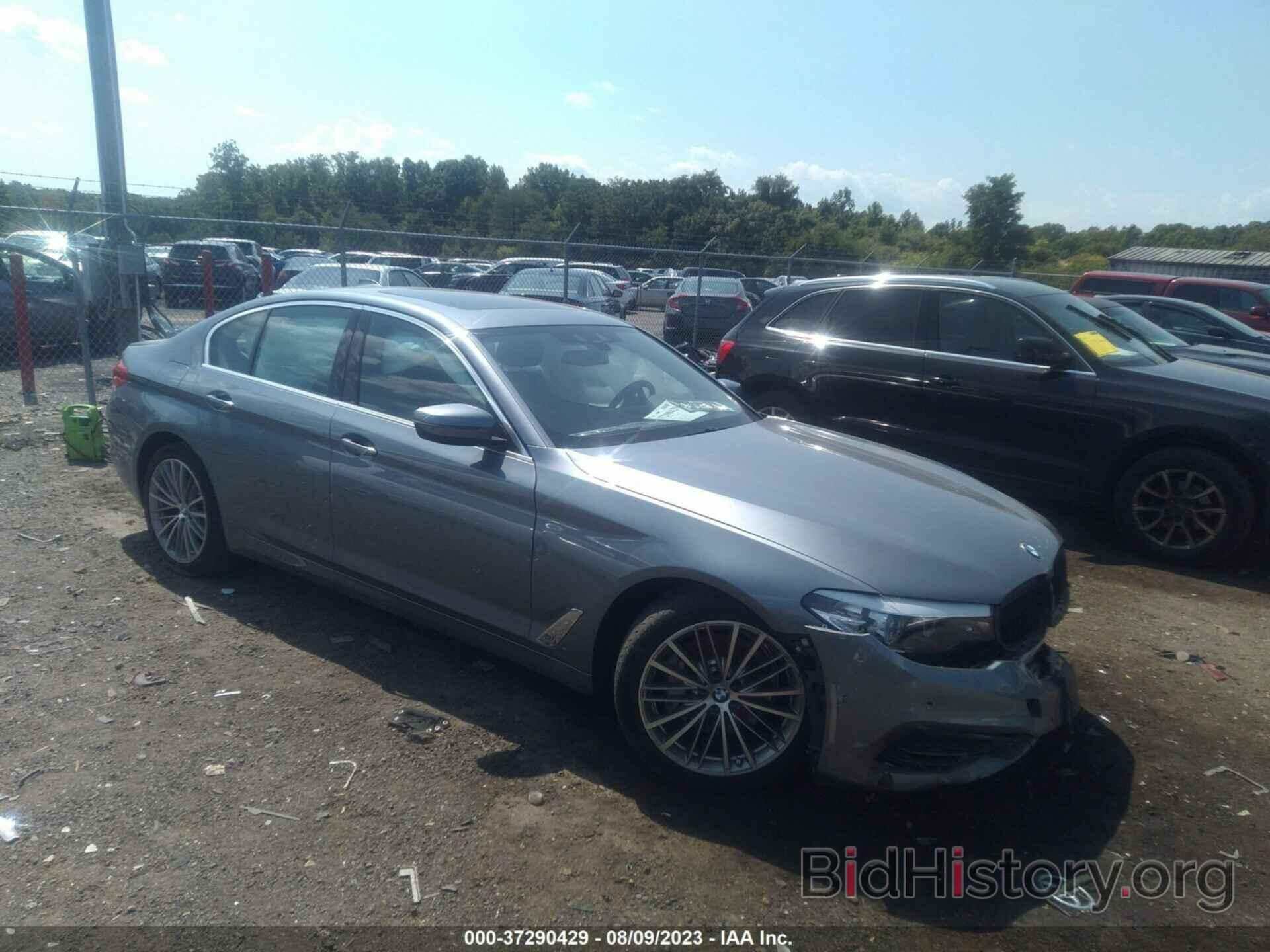 Photo WBAJR7C08LWW66200 - BMW 5 SERIES 2020