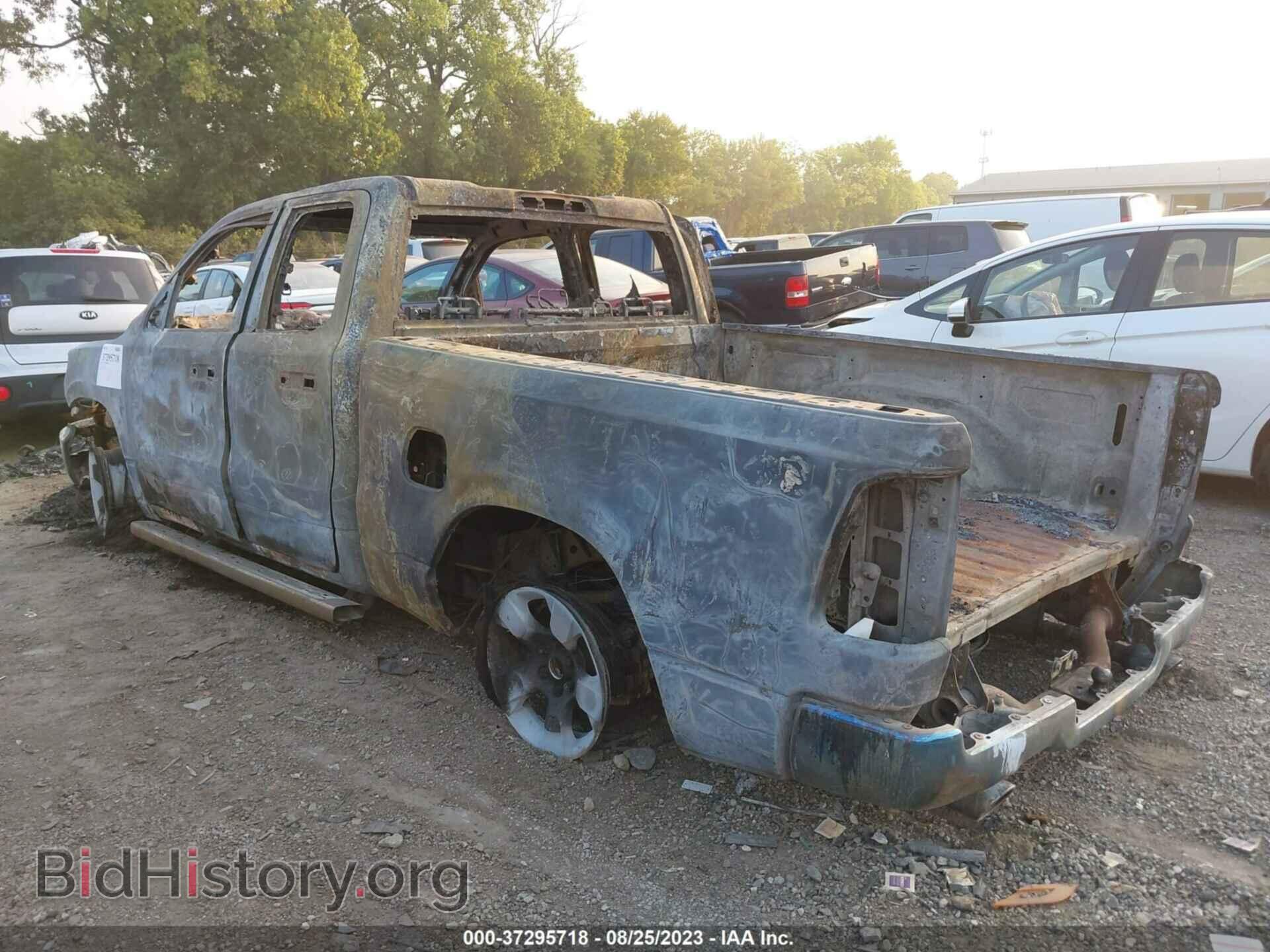 2020 RAM 1500 - VIN: 1C6SRFBTXLN420338 - Фото 3