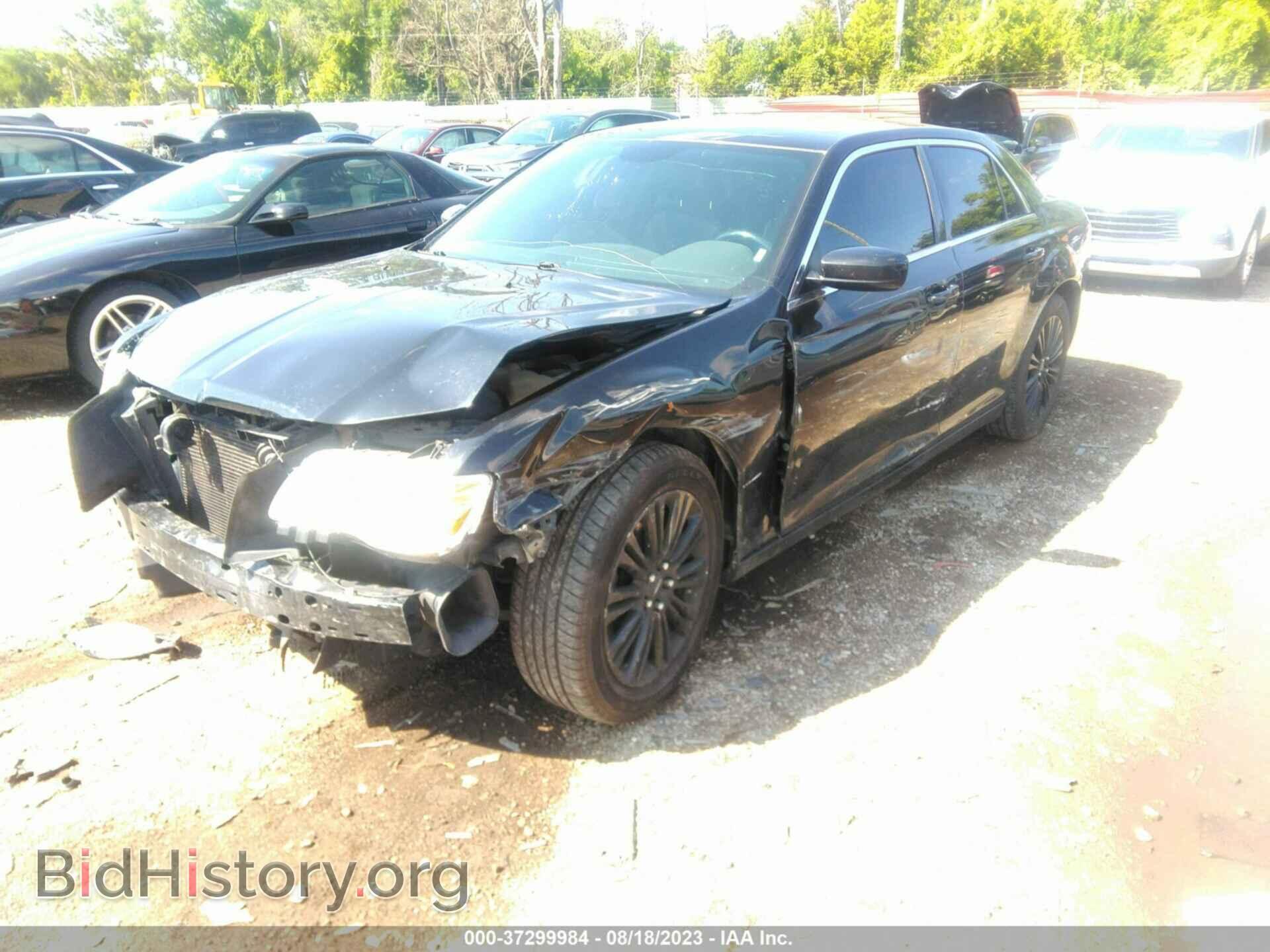 2014 CHRYSLER 300 - VIN: 2C3CCARG5EH146718 - Фото 2