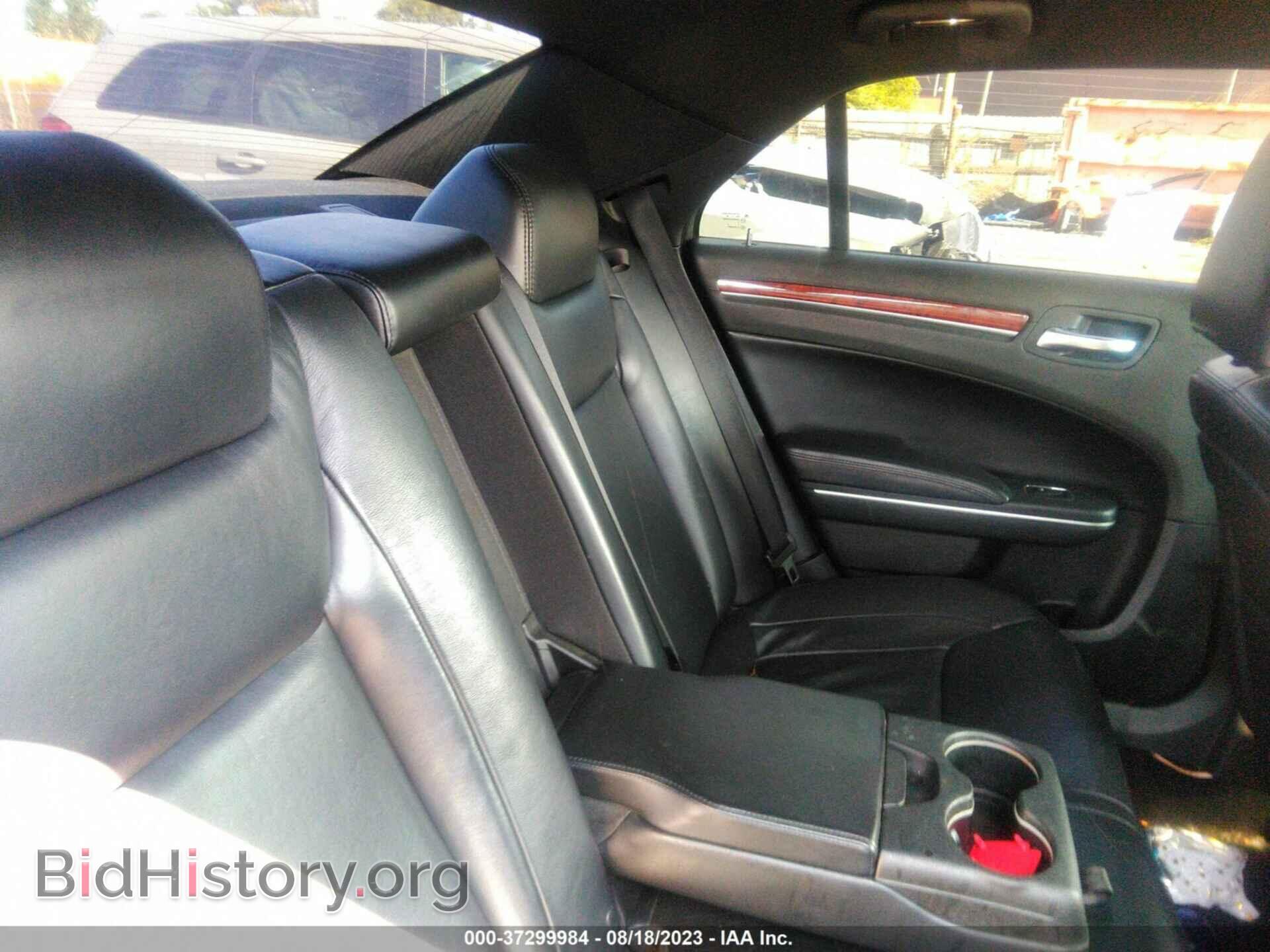2014 CHRYSLER 300 - VIN: 2C3CCARG5EH146718 - Фото 8