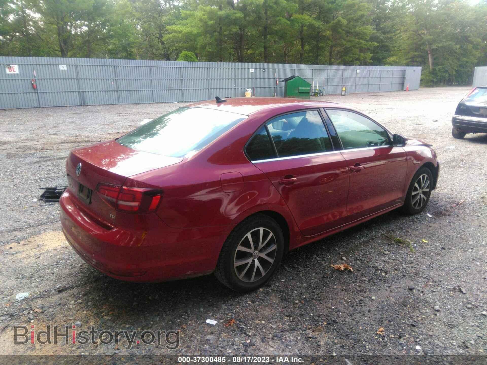 2017 VOLKSWAGEN JETTA - VIN: 3VWDB7AJ4HM403397 - Фото 4